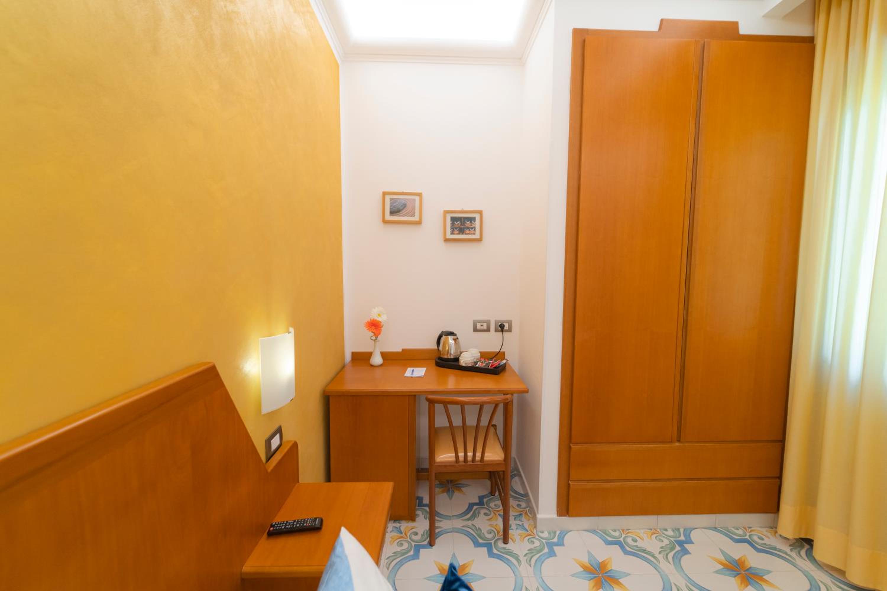 Superior Double Room - Photo 23