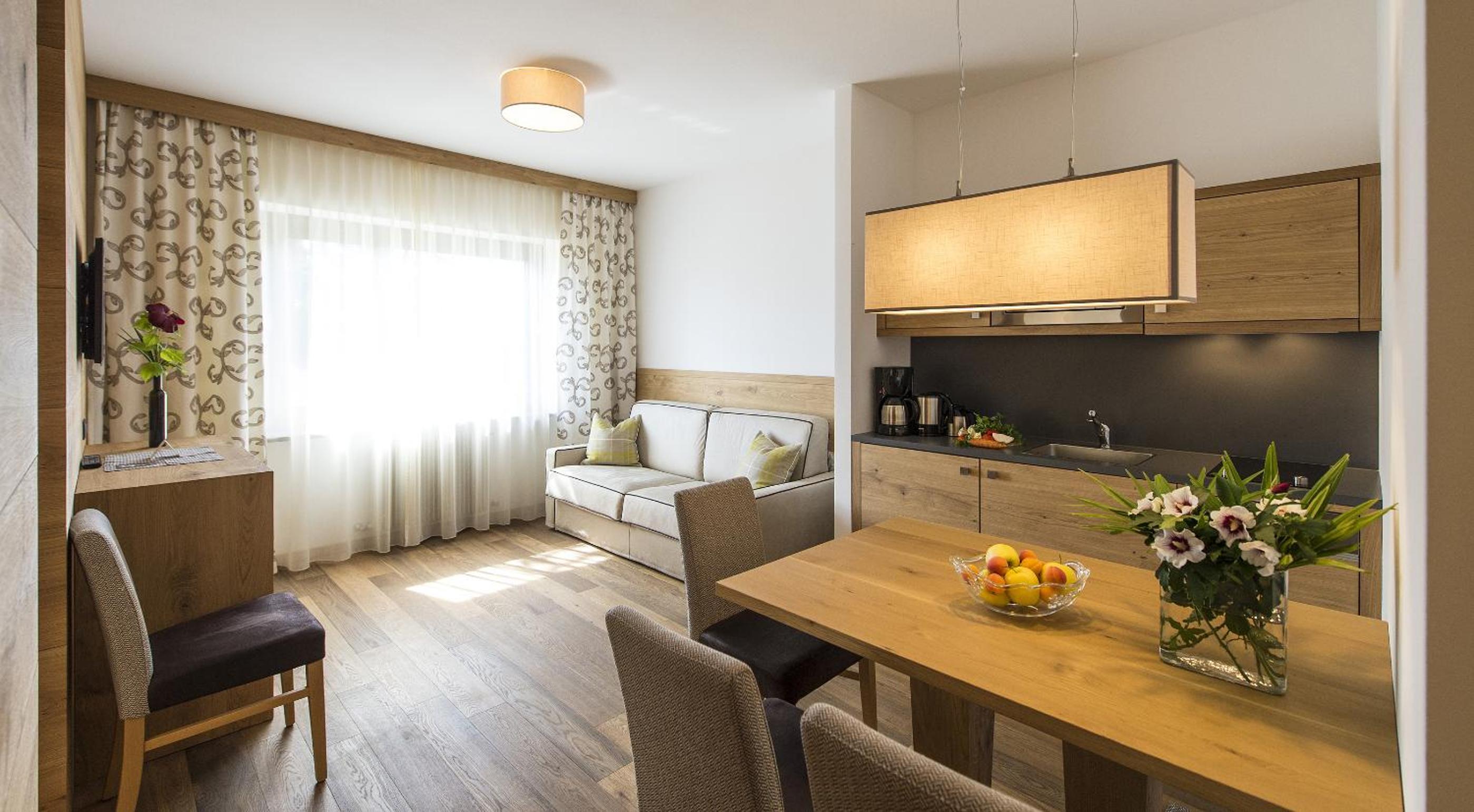 Superior One-Bedroom Apartment