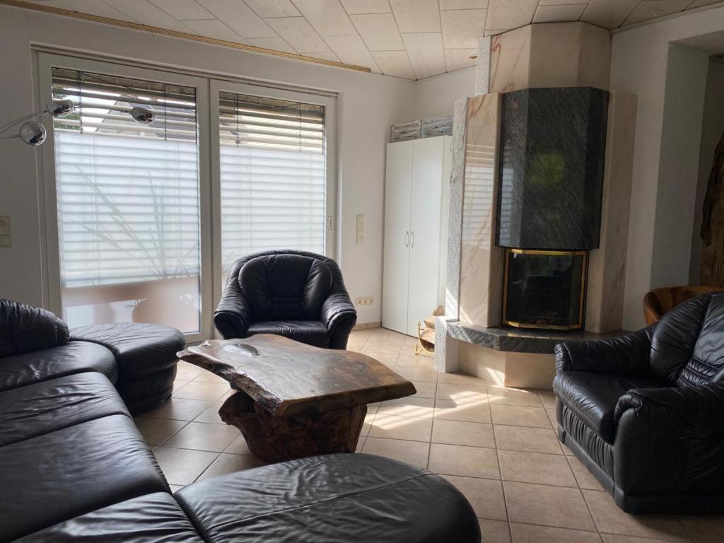 Three-Bedroom Apartment photo 1