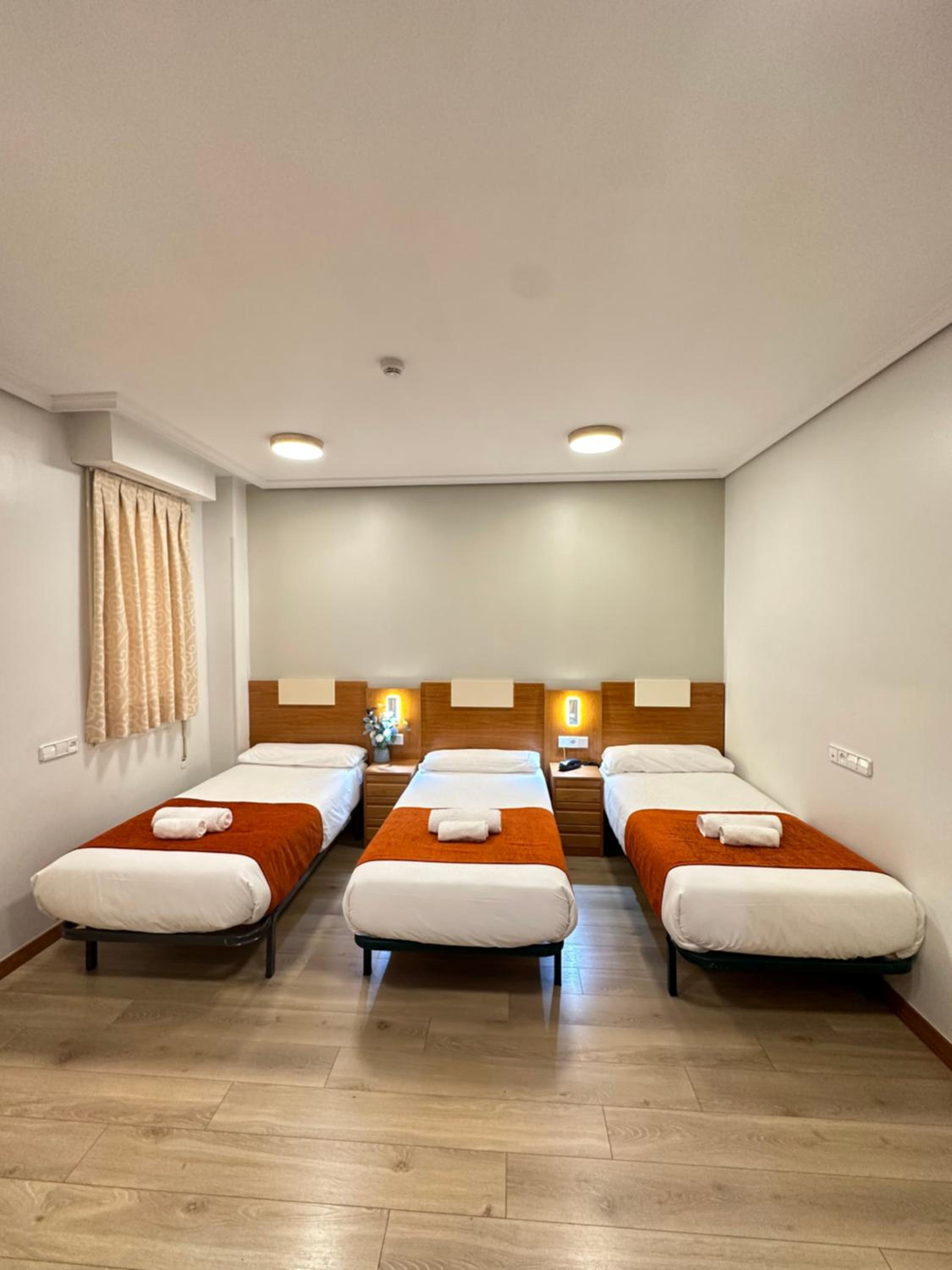 Superior Triple Room - Photo 4