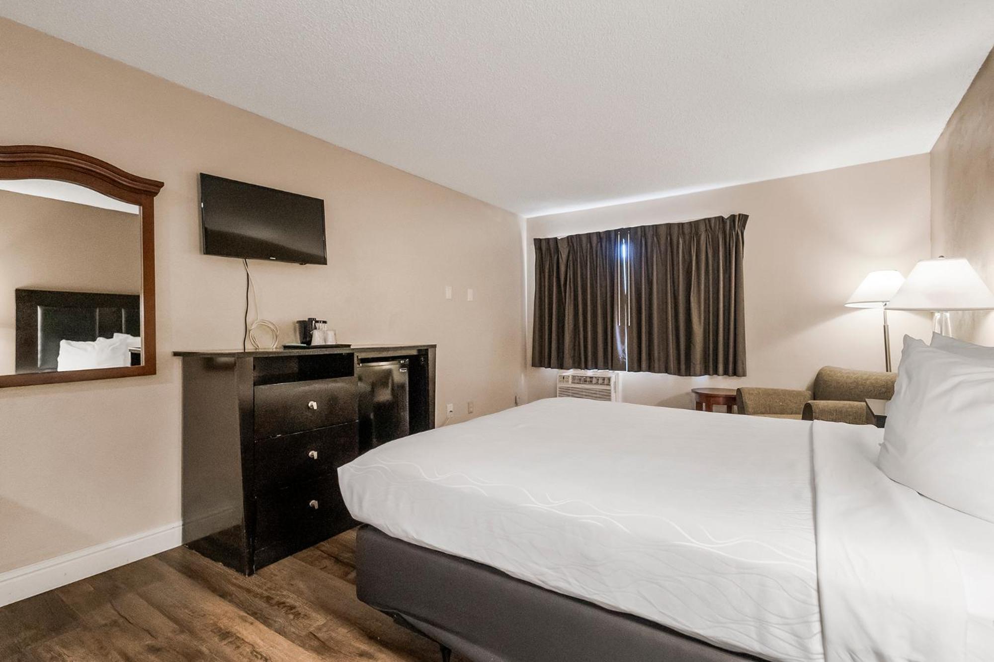 Queen Room - Photo 4