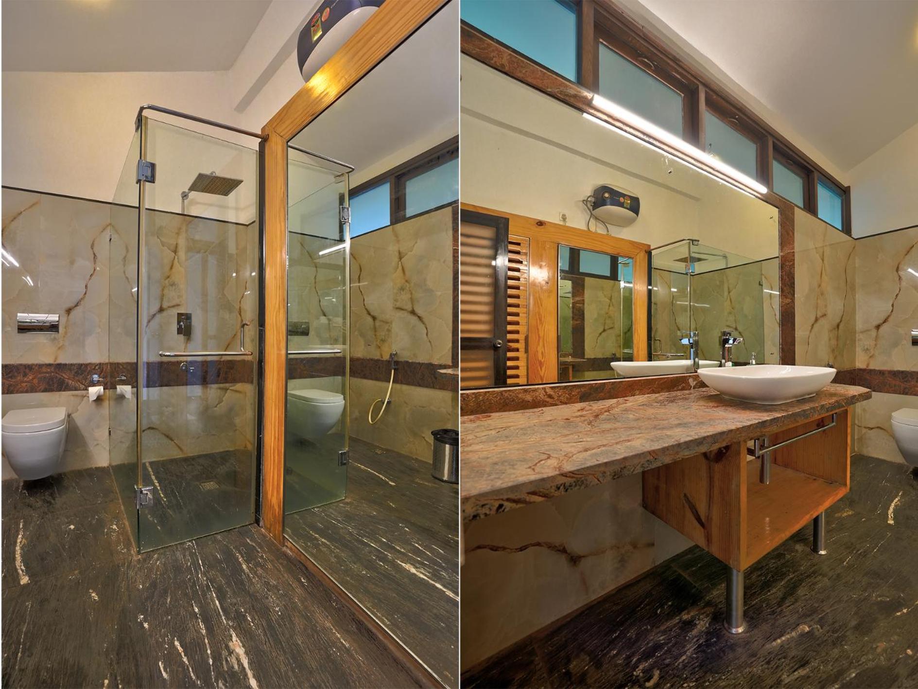 Superior Room with River View - Photo 13