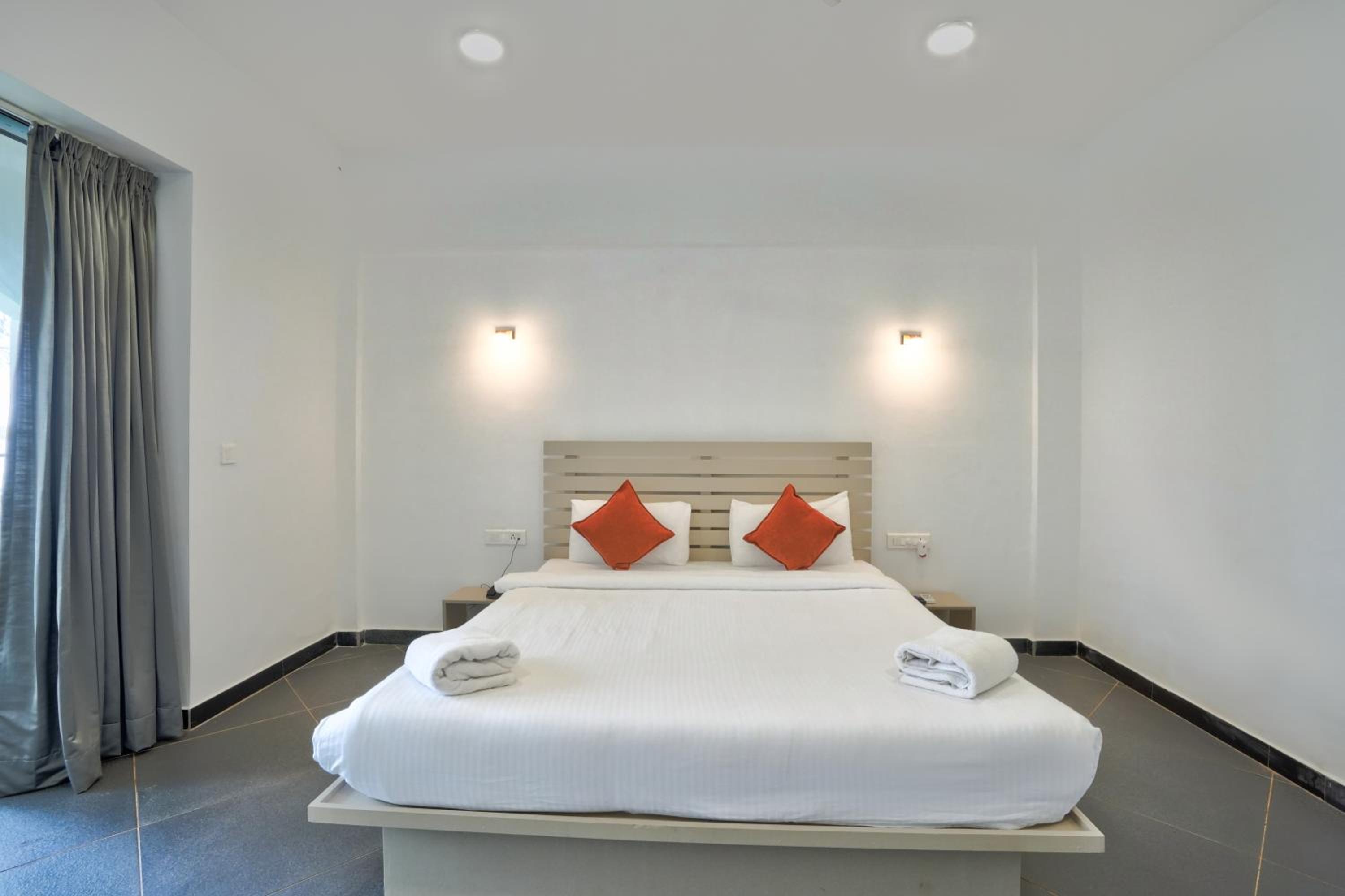King Room with Garden View - Photo 14