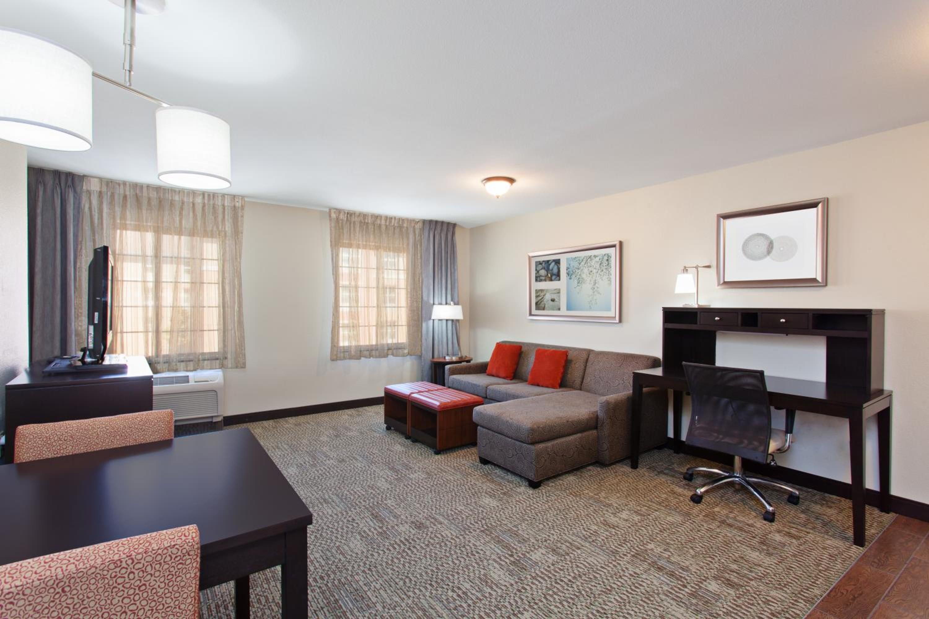 One-Bedroom King Suite - Photo 9