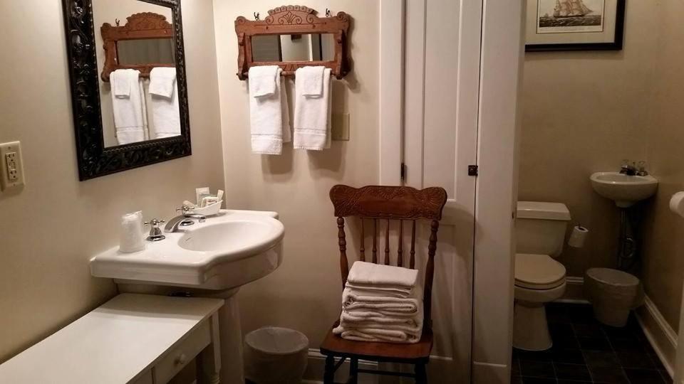 King Suite photo 3