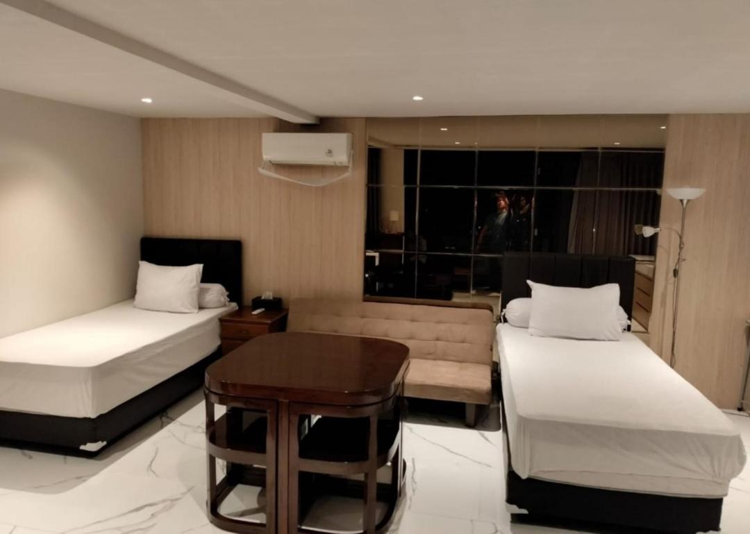 Villa photo 1