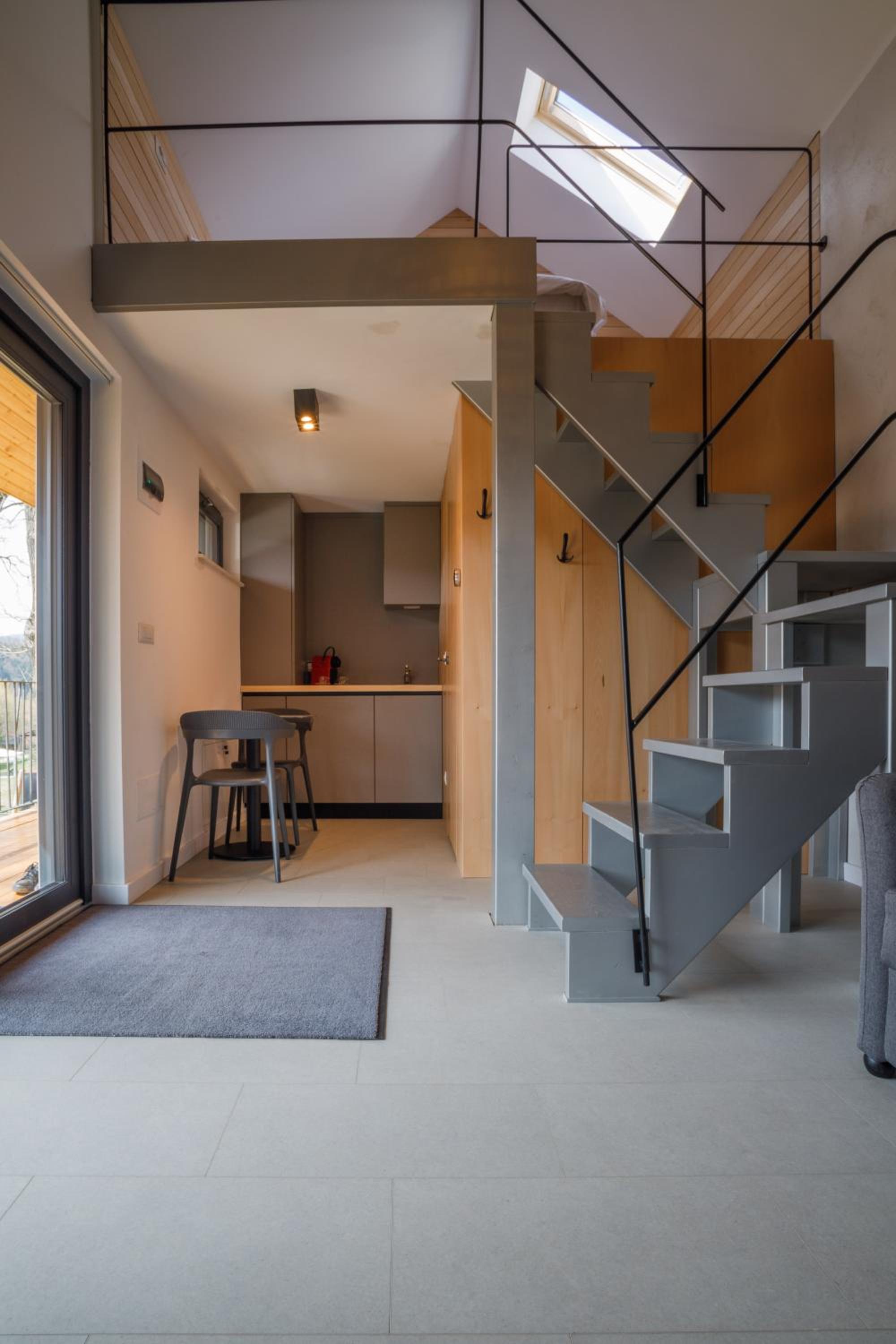 Apartment with Mountain View photo 1