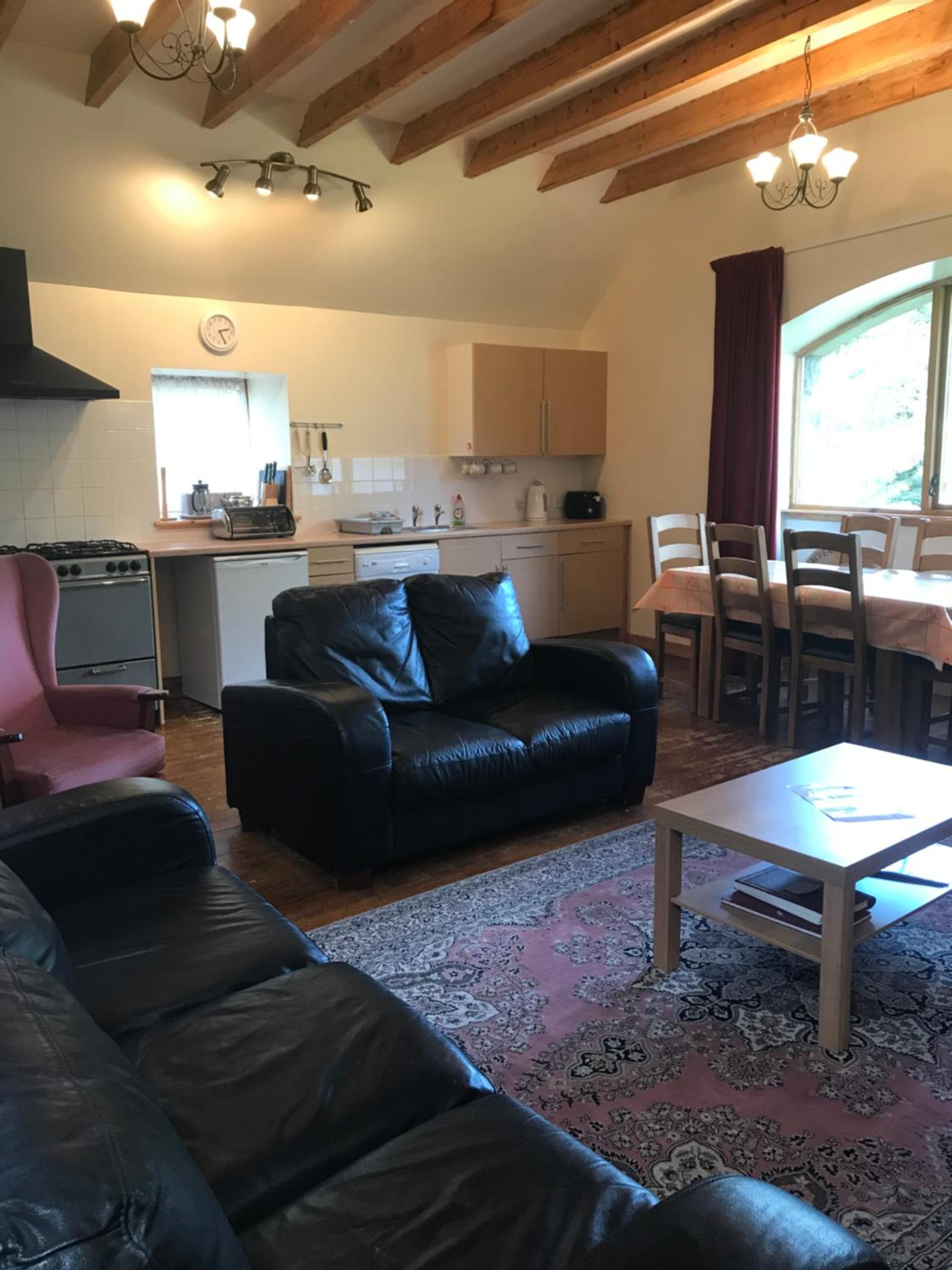 Three-Bedroom House photo 3