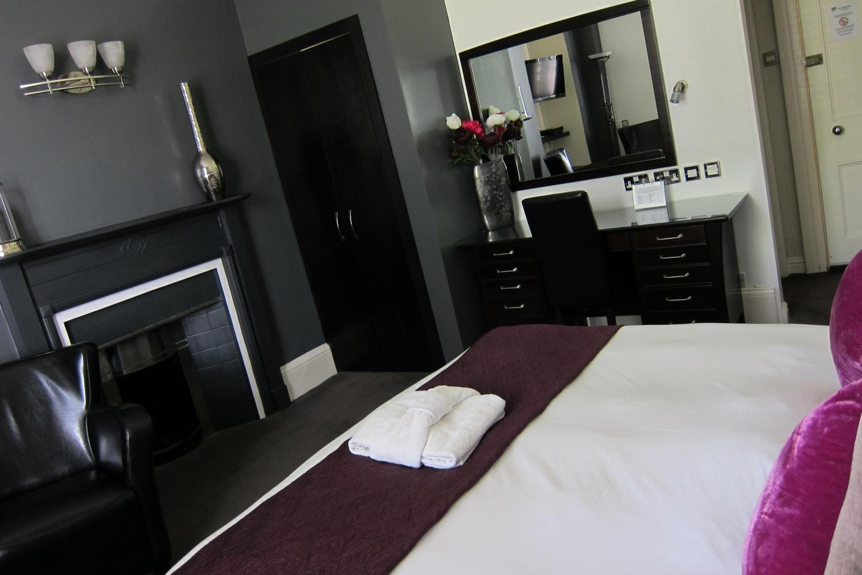 Executive Room - Photo 13
