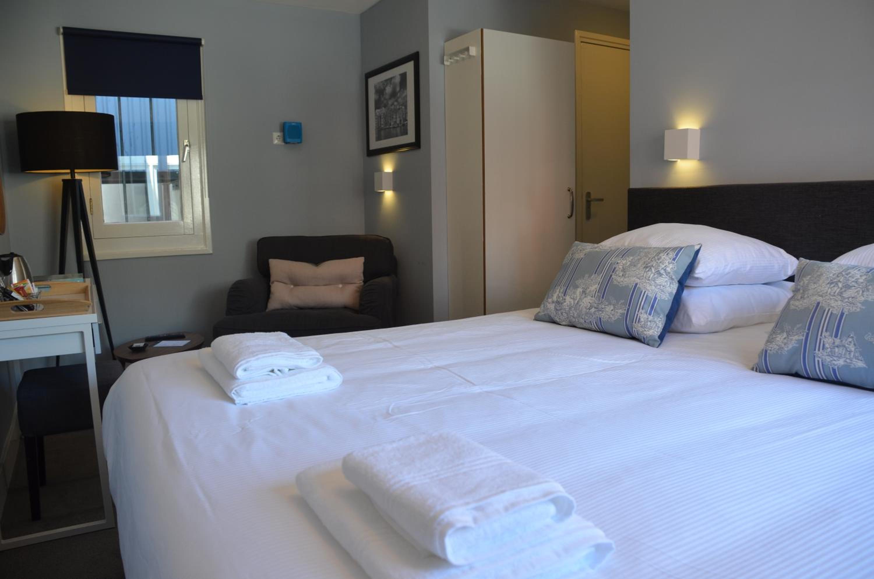 Standard Double Room photo 2