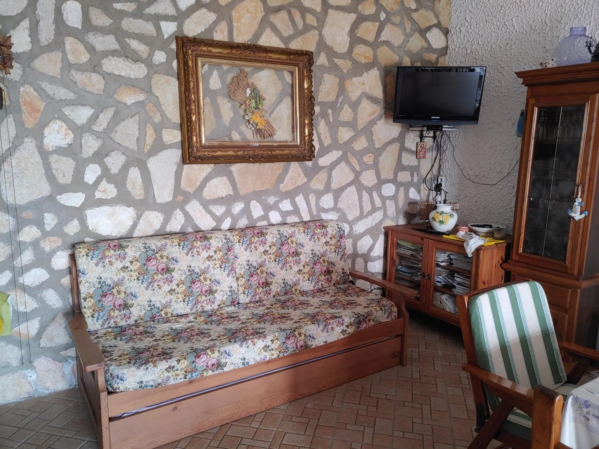 Studio with Sofa Bed