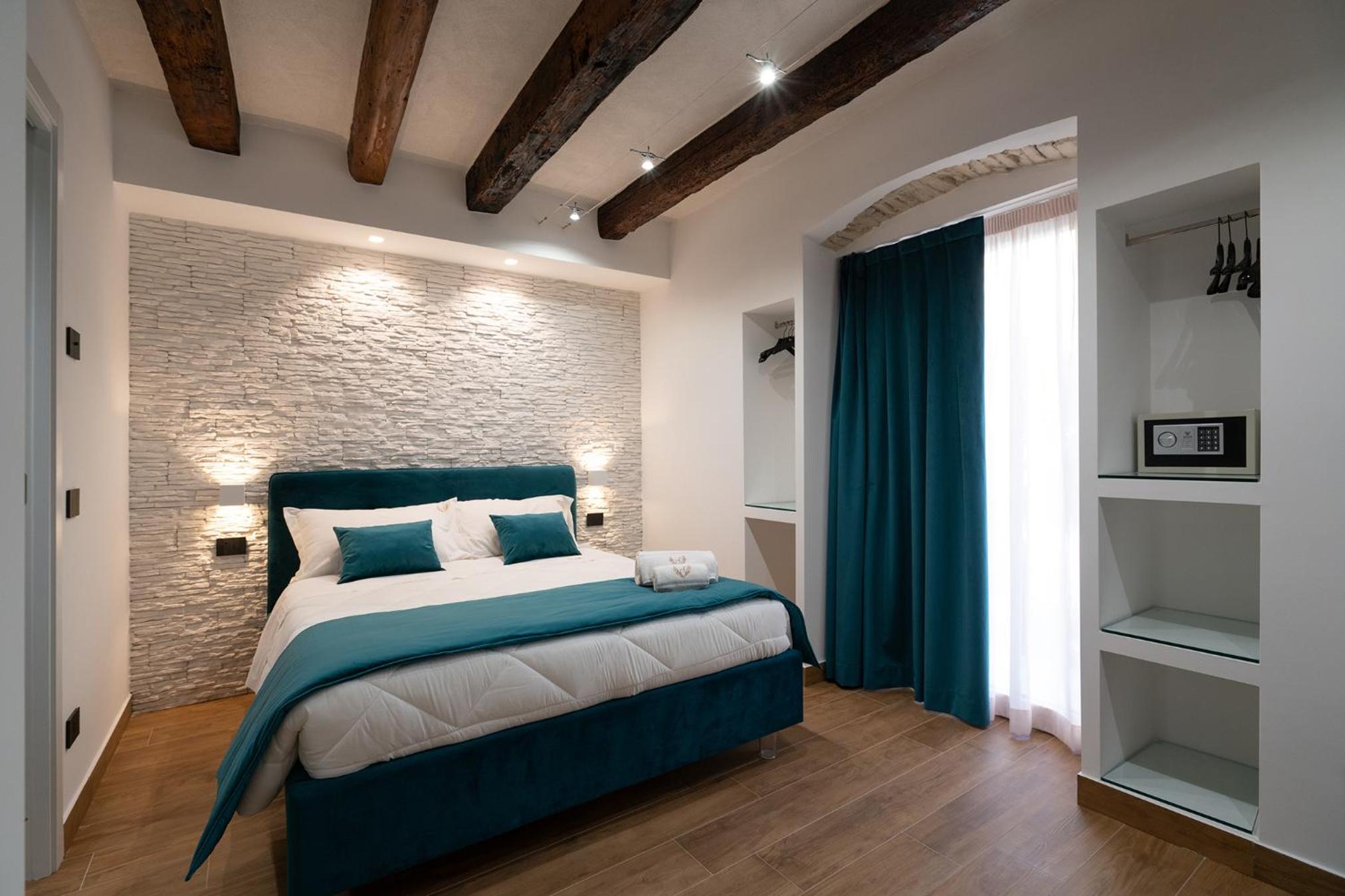 Triple Room with Balcony