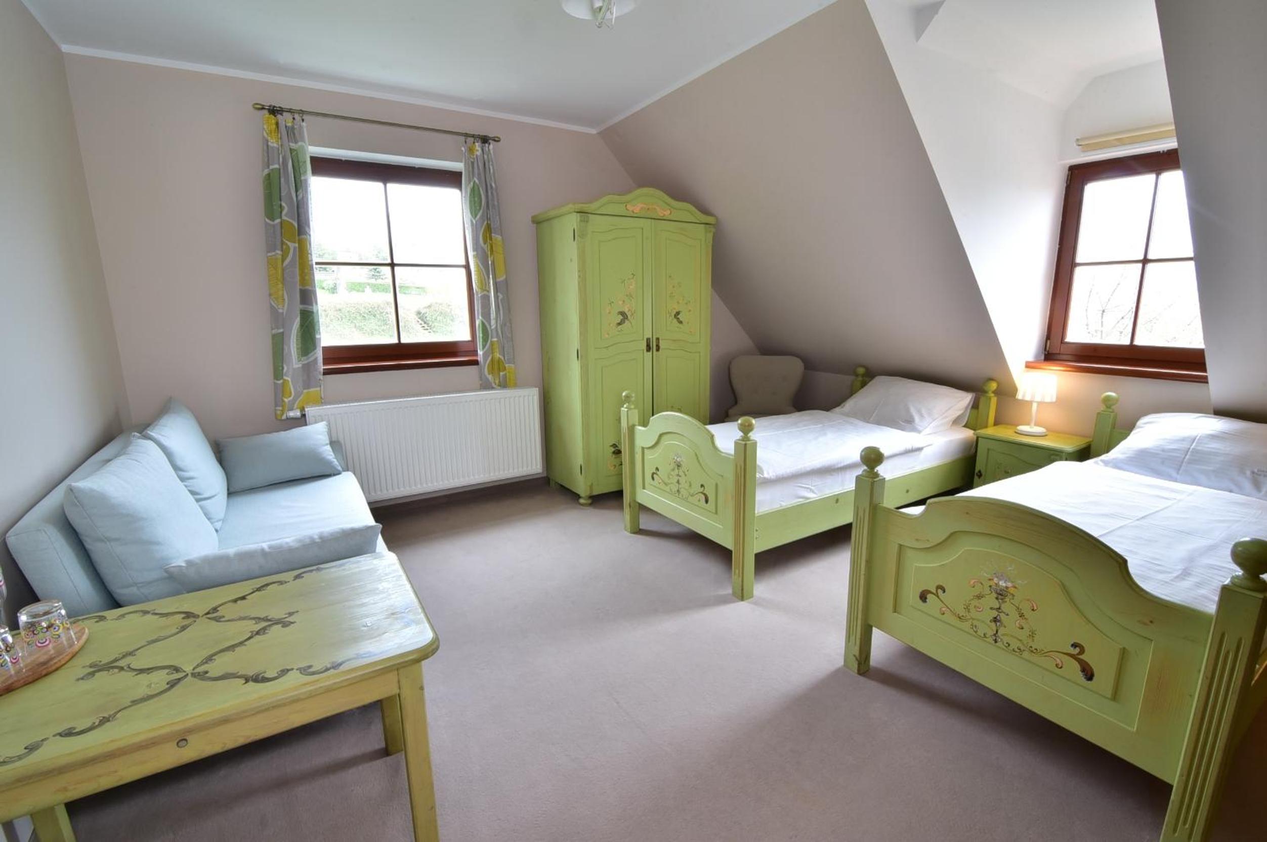 Standard Twin Room - Photo 16