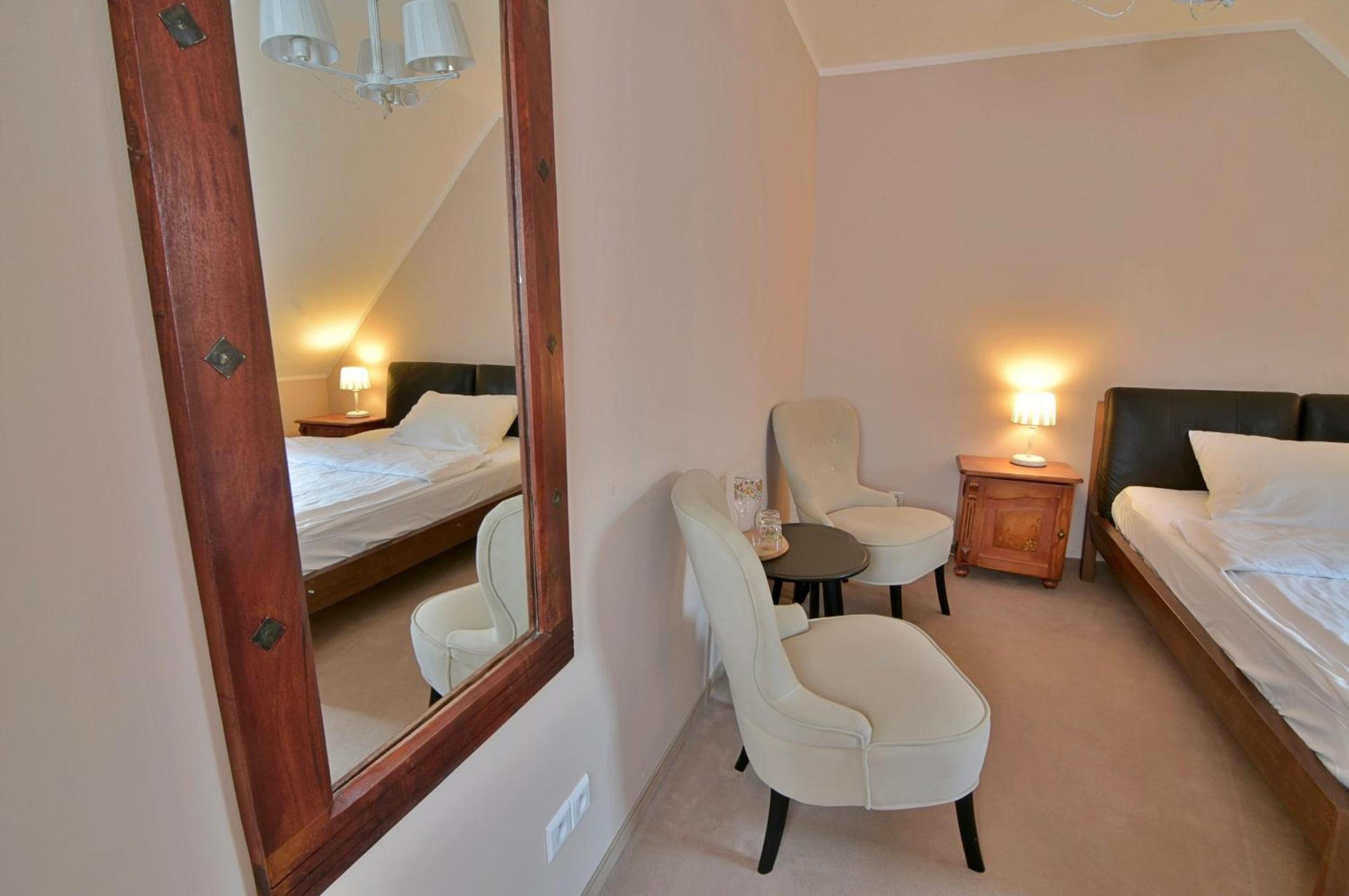 Small Double Room  - Photo 3