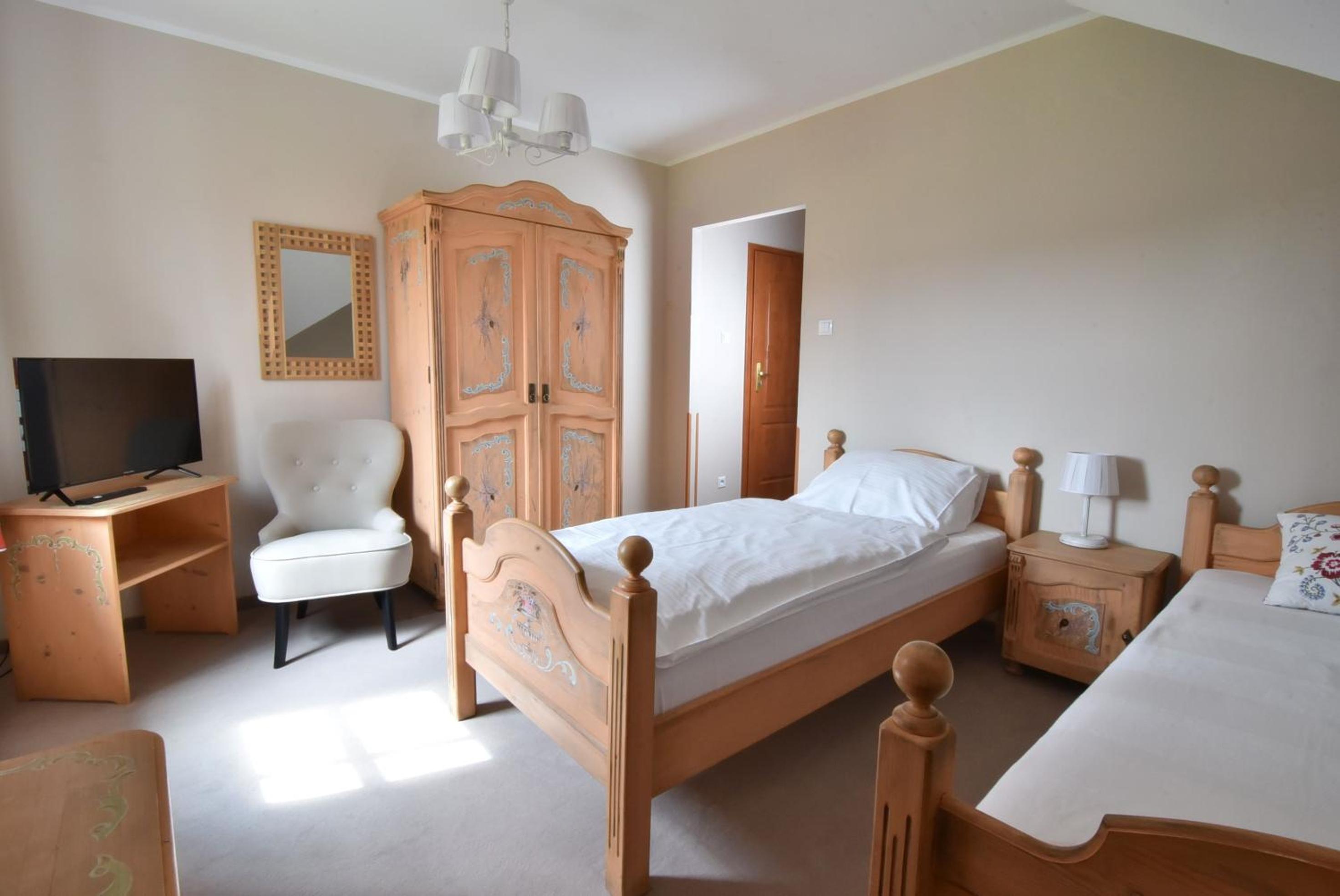 Small Double Room  - Photo 2