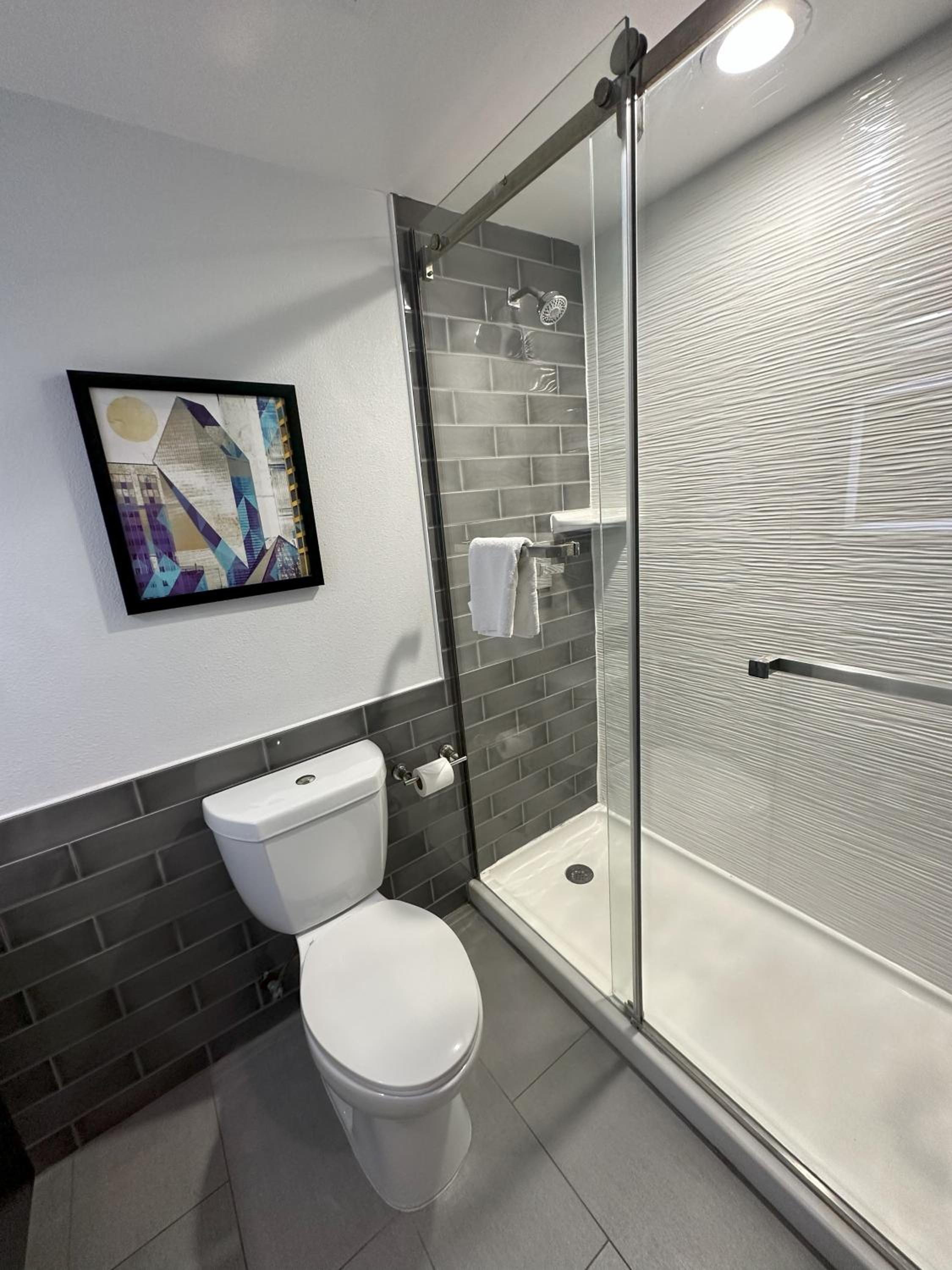 Standard King Room photo 2