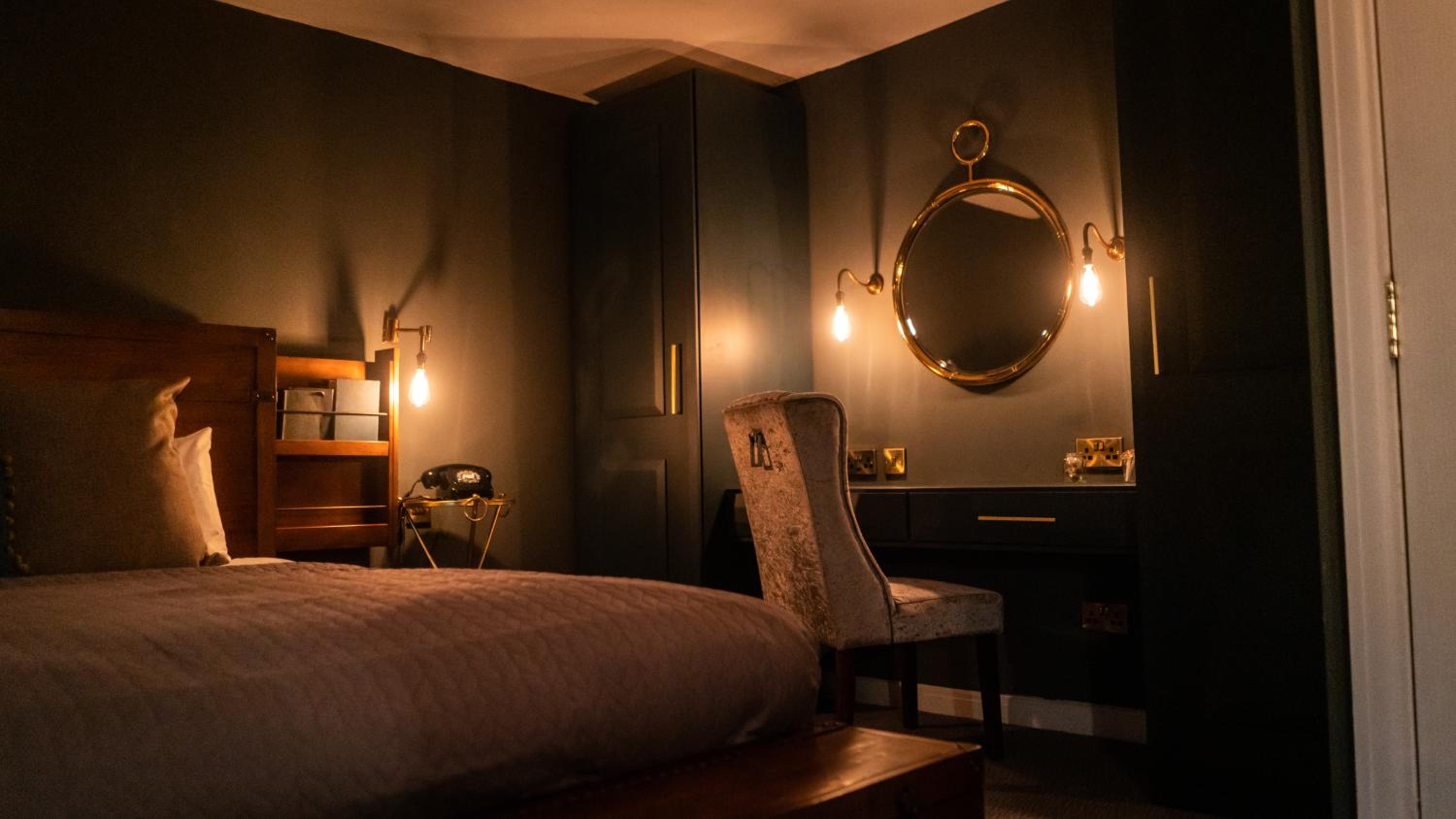 Finest Room - Photo 14
