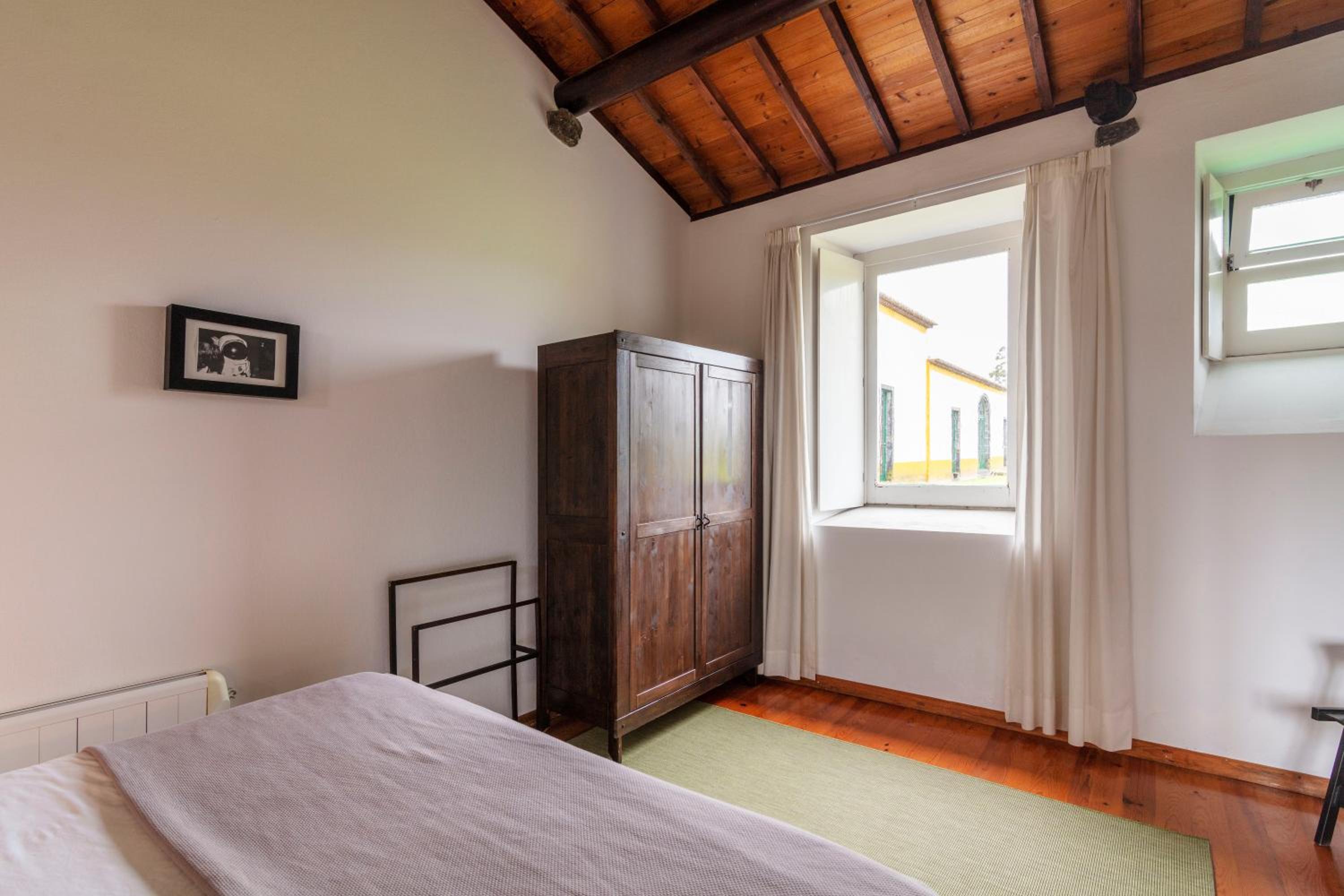 Apartment with Garden View - Photo 2