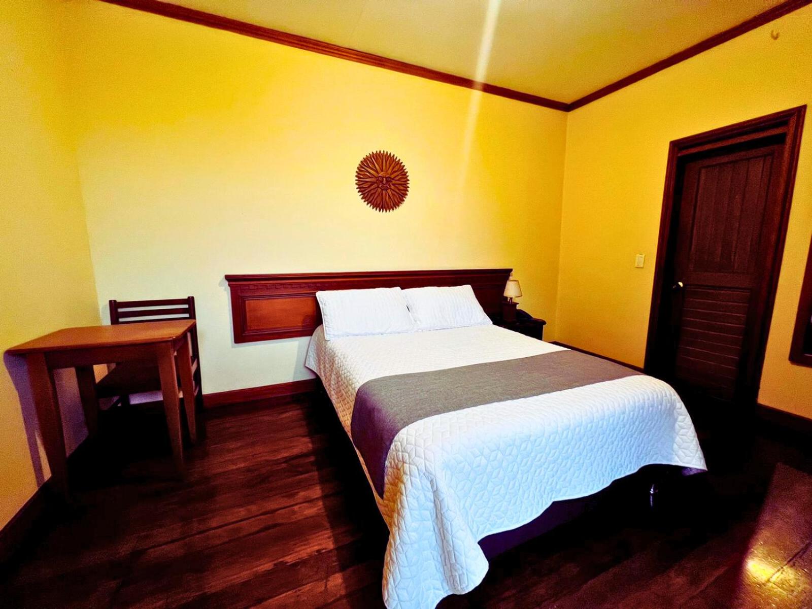Deluxe Double Room with Bath photo 1