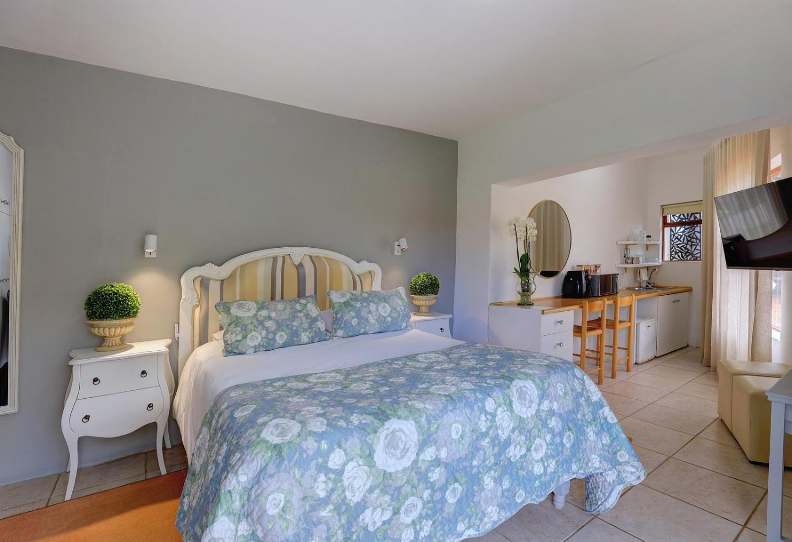 Queen Room with Garden View photo 1