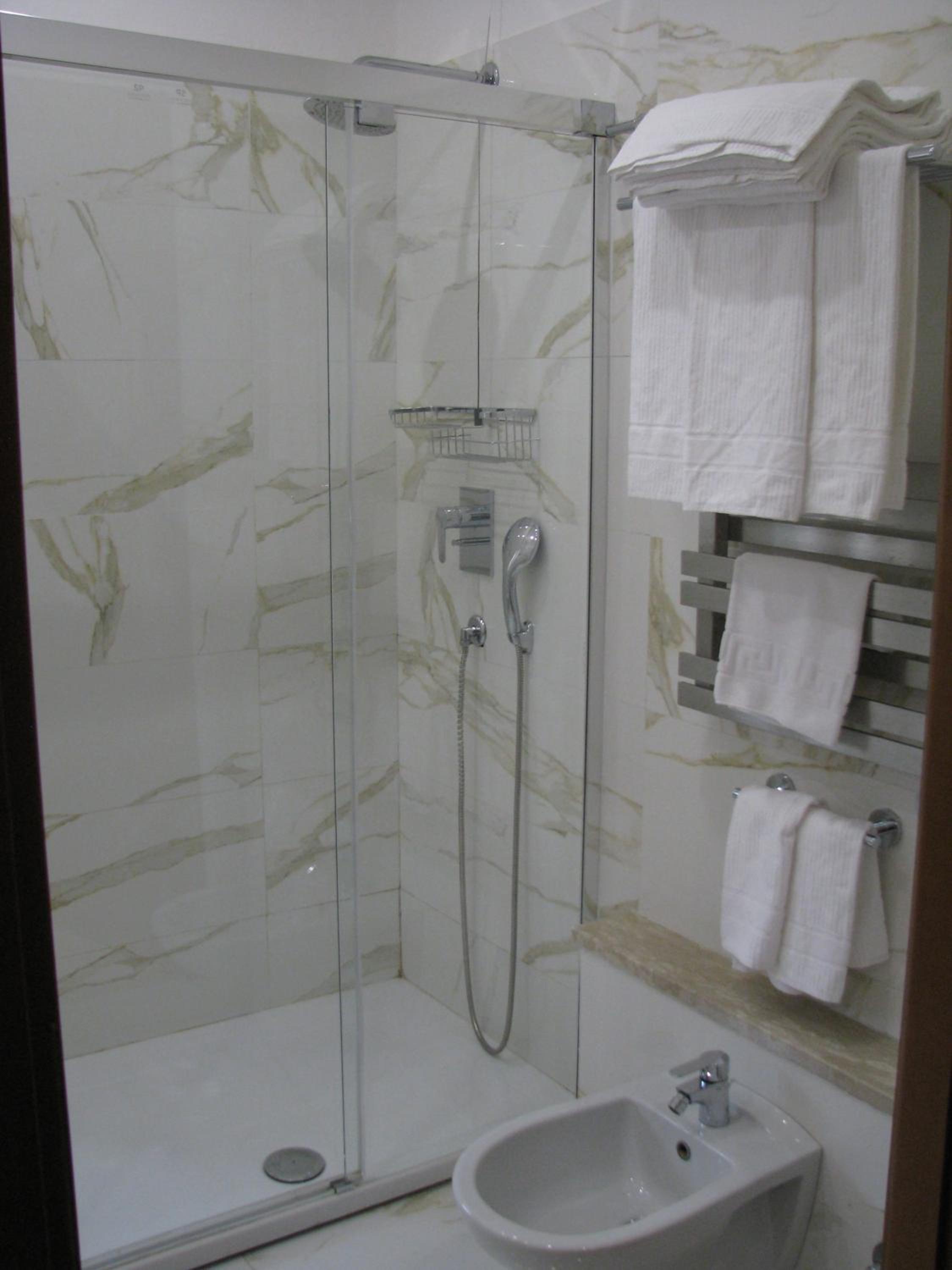 Deluxe Triple Room photo 3