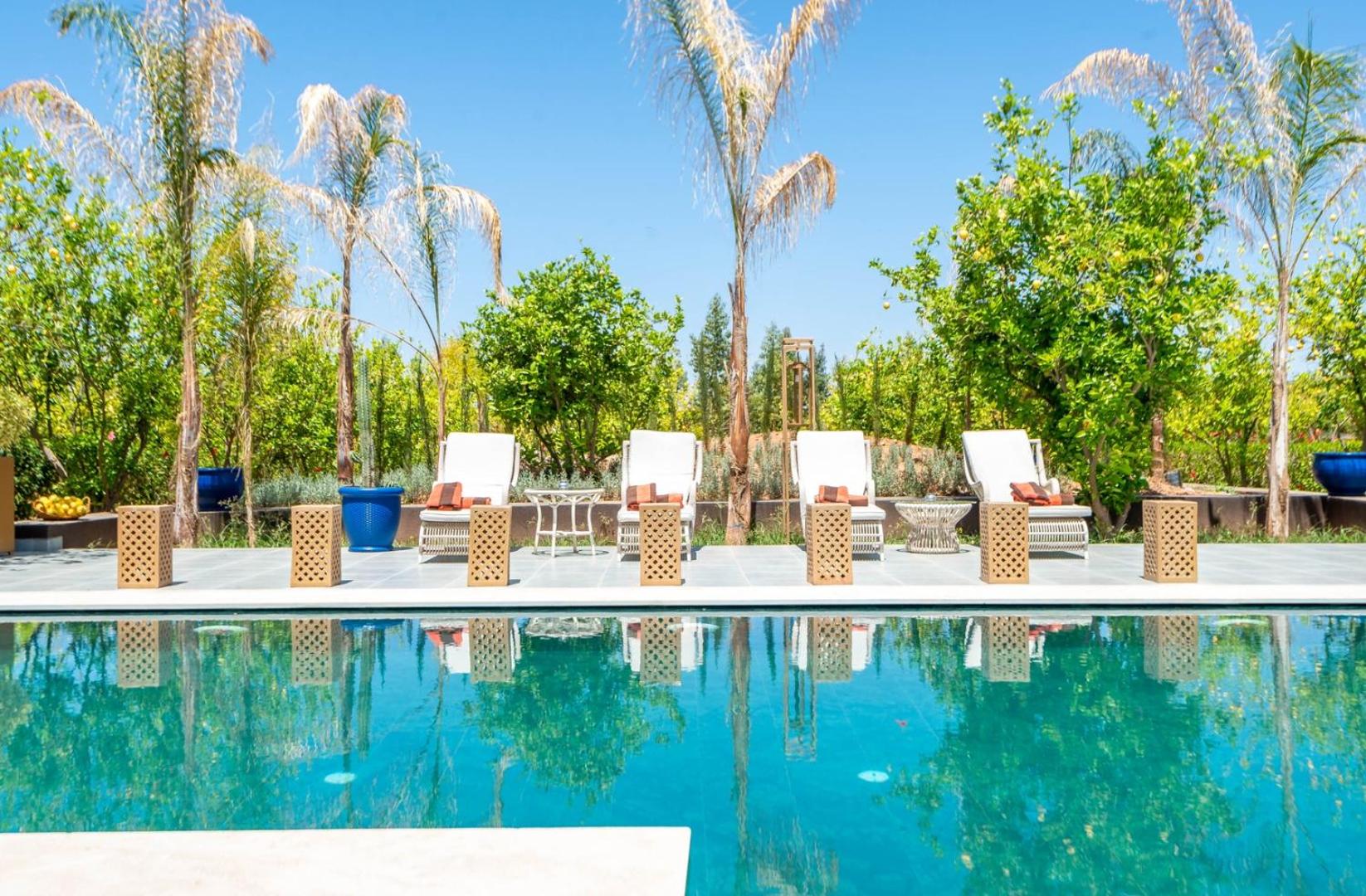 Villa with Private Pool - Photo 4