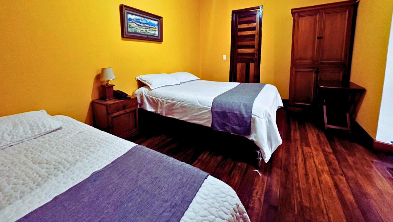 Deluxe Double Room (2 Adults + 1 Child) photo 2