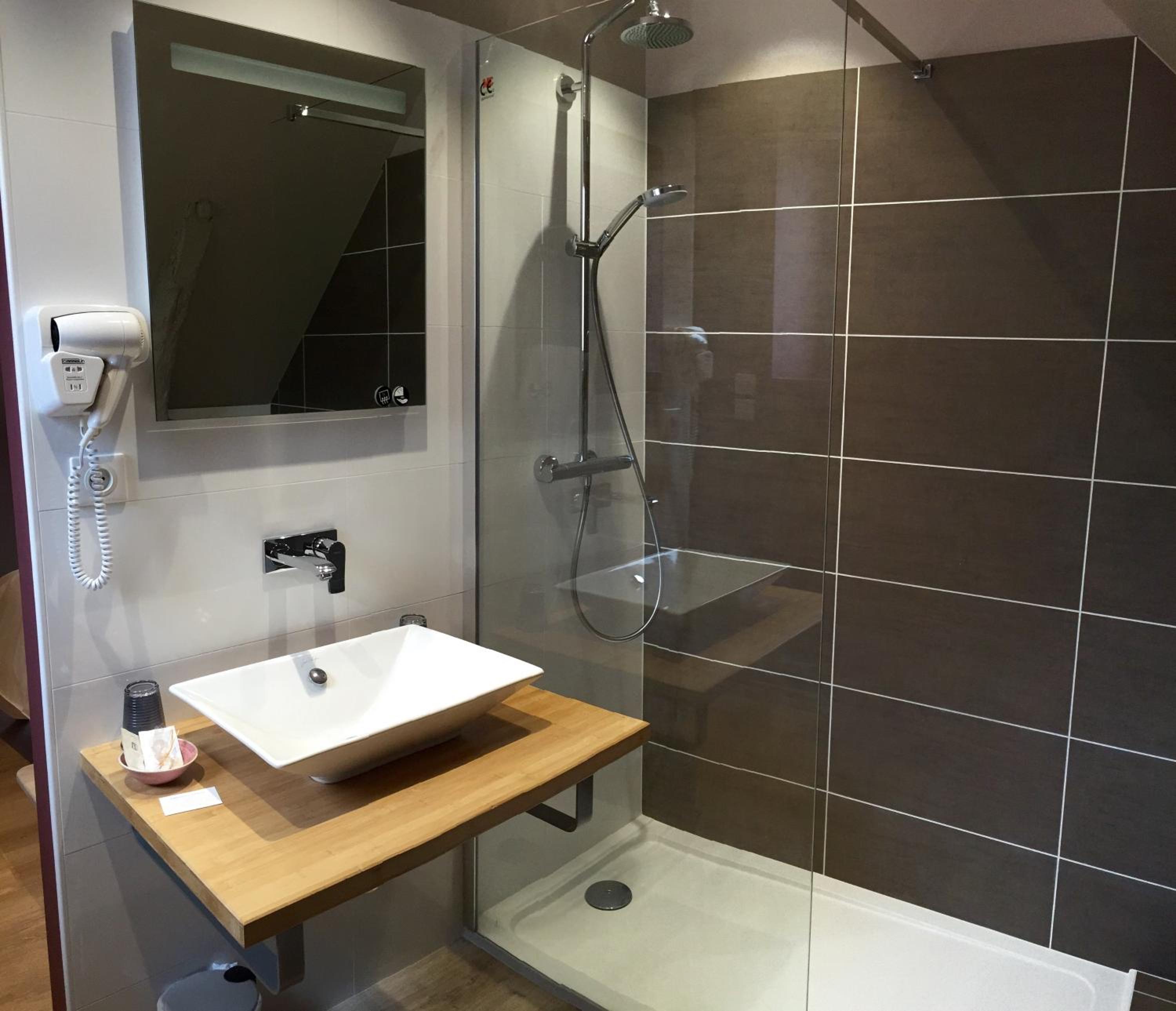 Triple Room - Photo 16