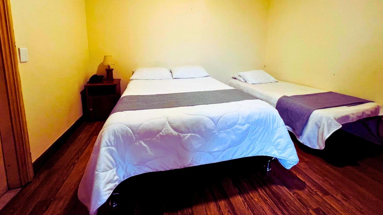 Deluxe Double Room (2 Adults + 1 Child) photo 1