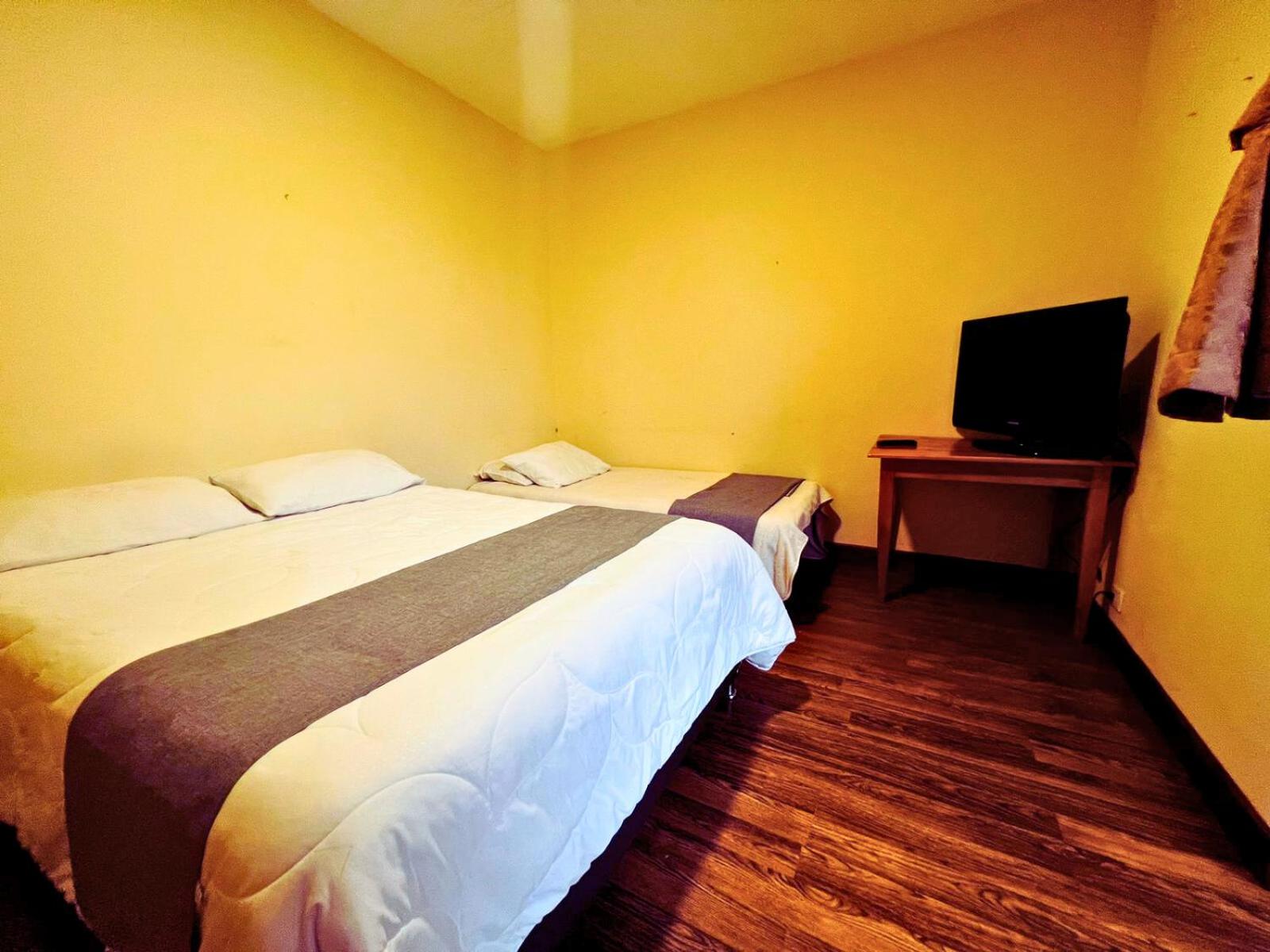 Deluxe Double Room (2 Adults + 1 Child) photo 2