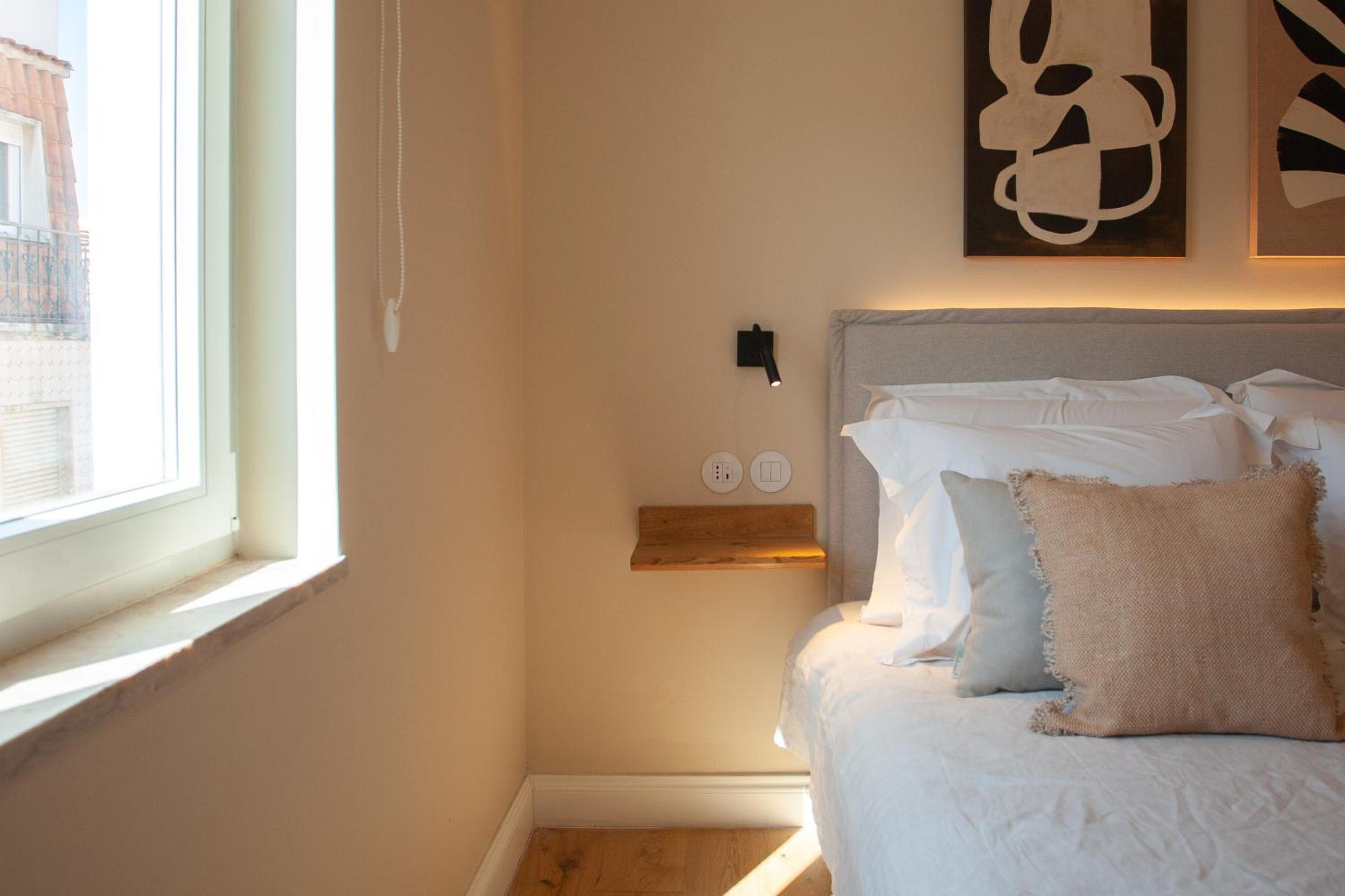 Two-Bedroom Apartment - Photo 4