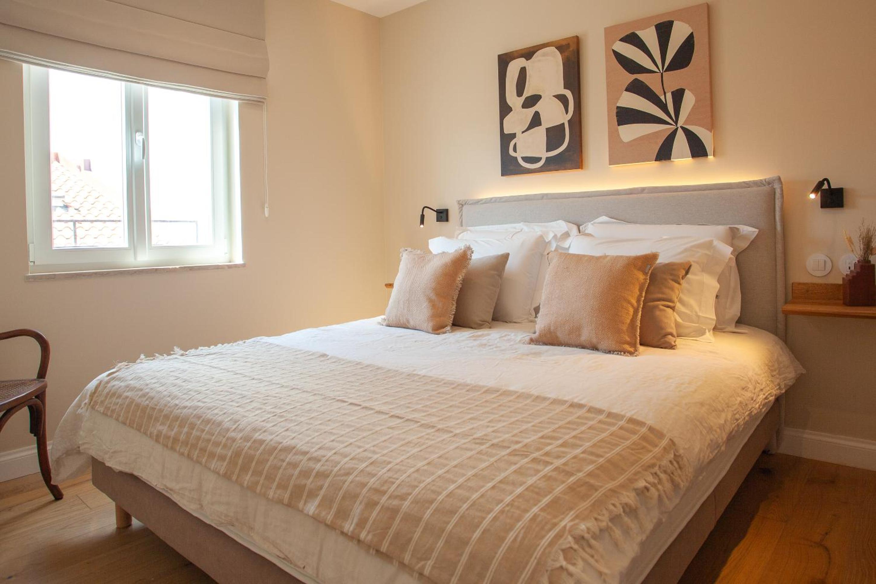Two-Bedroom Apartment - Photo 16