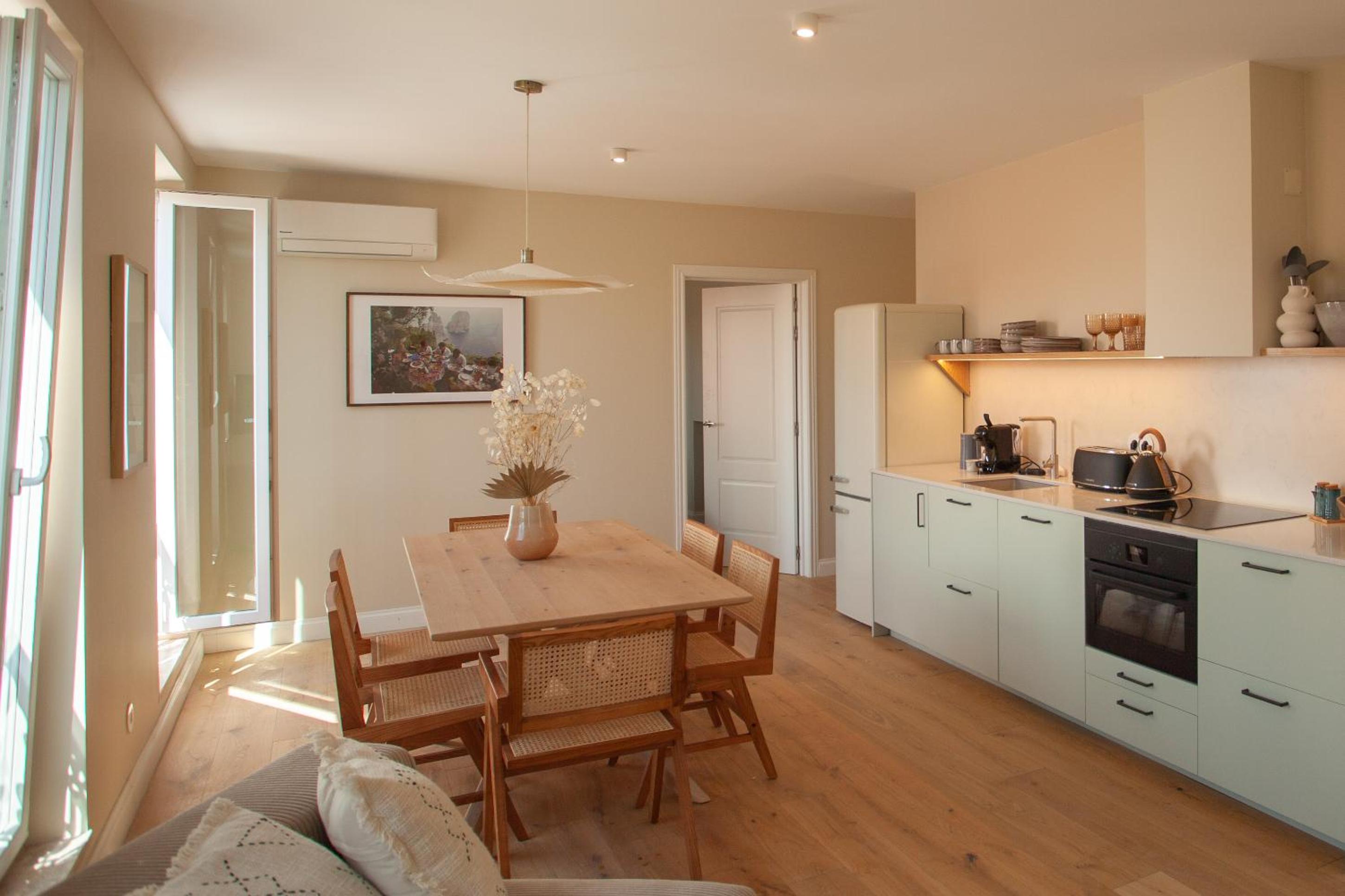 Two-Bedroom Apartment - Photo 12