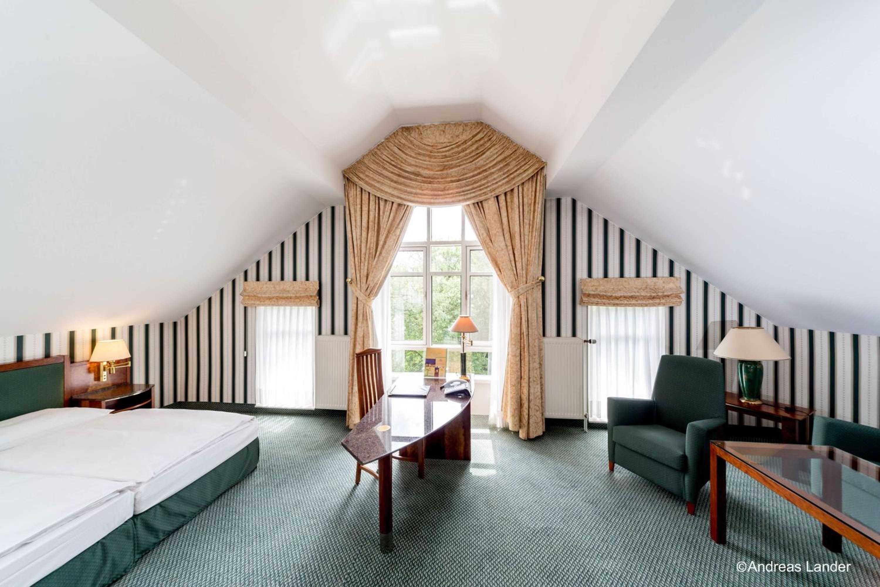 Deluxe Double Room - Photo 2