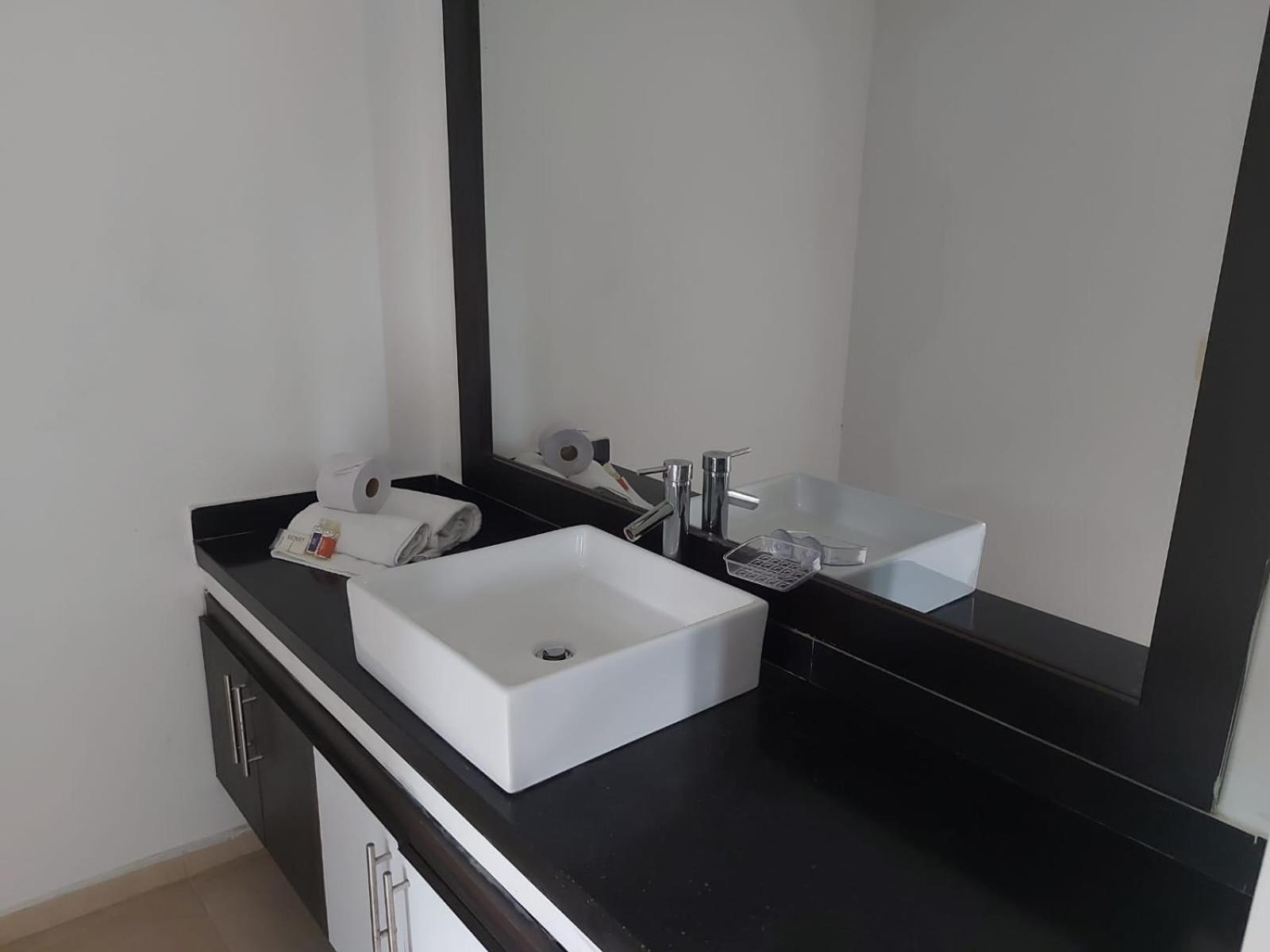 Deluxe Double Room With Balcony photo 2