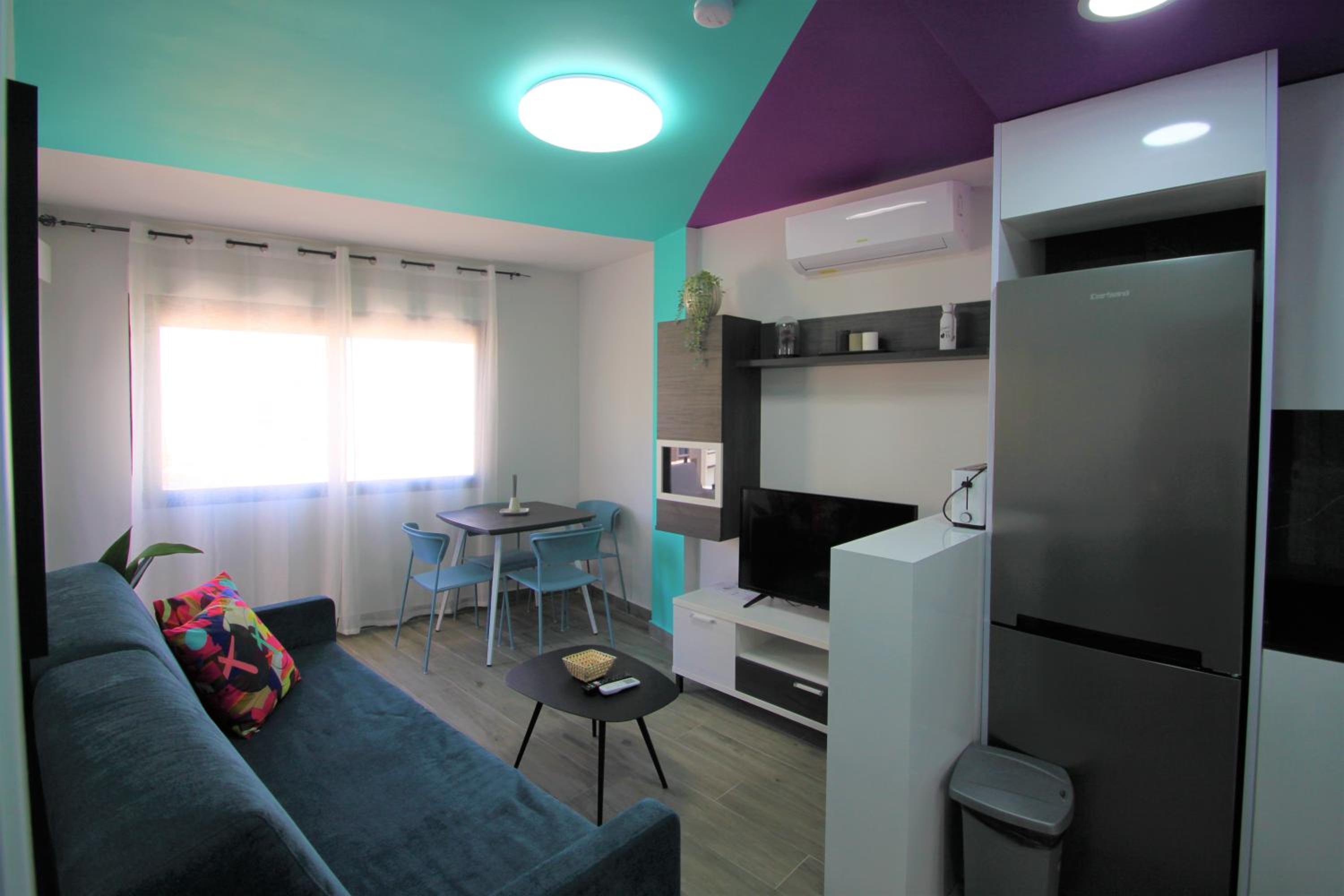One-Bedroom Apartment photo 3