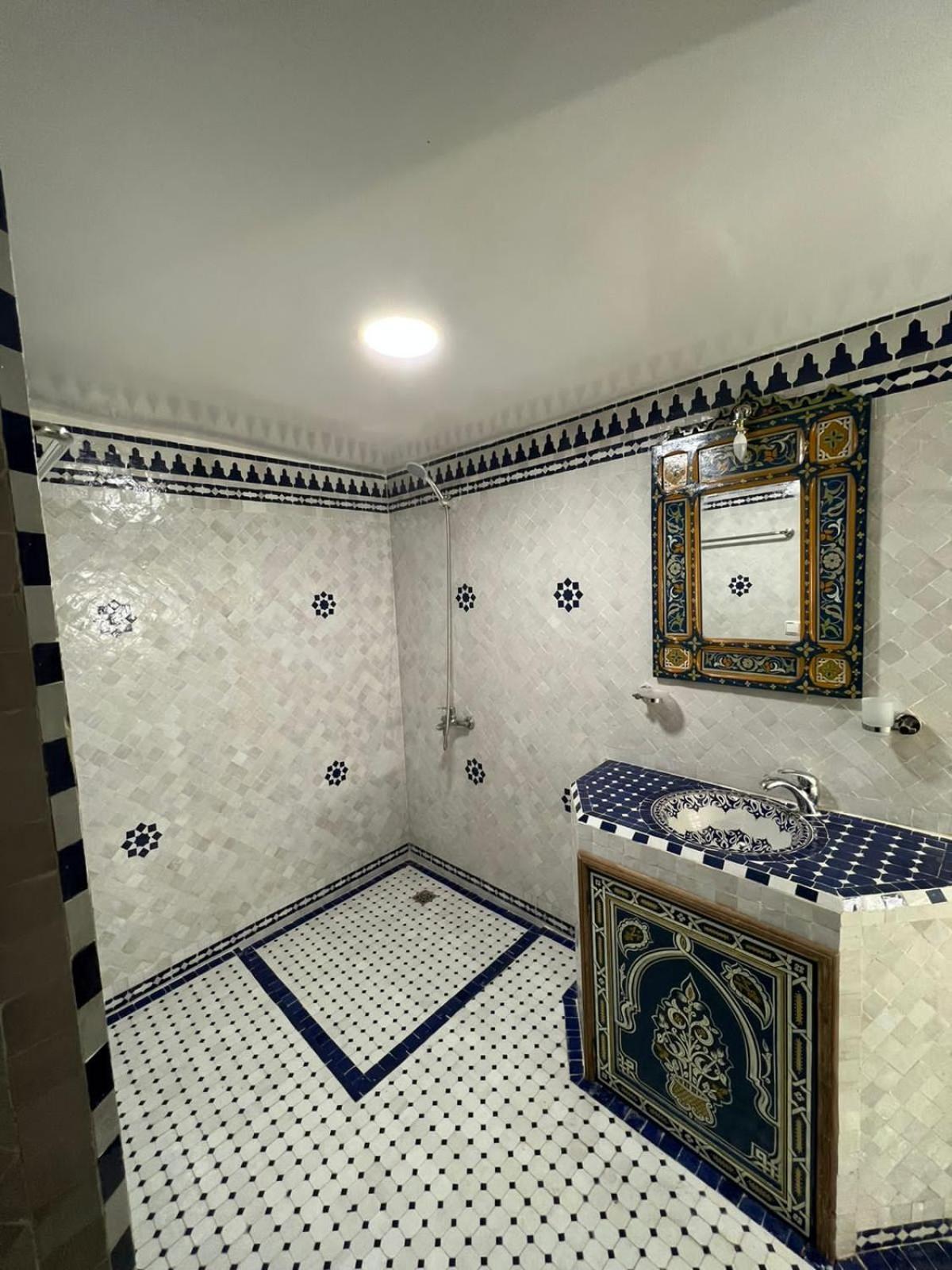 Deluxe Double Room - Photo 7