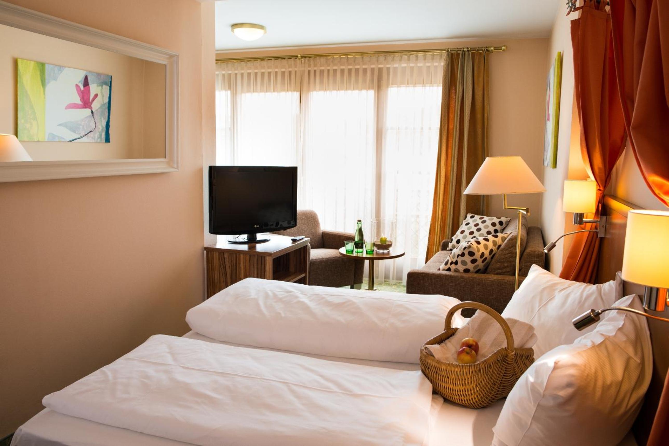 Suite with Balcony photo 2