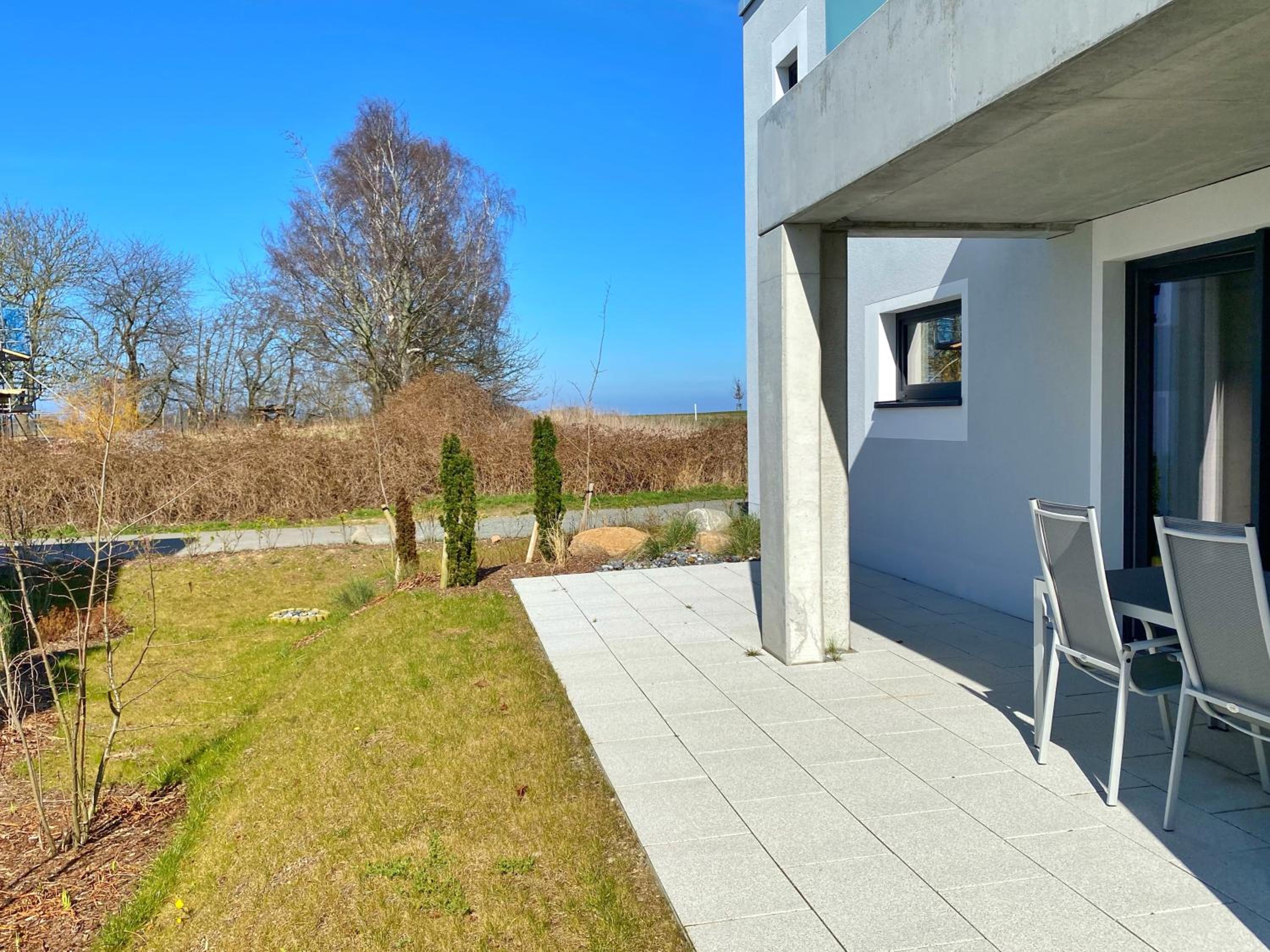 Apartment with Terrace photo 1