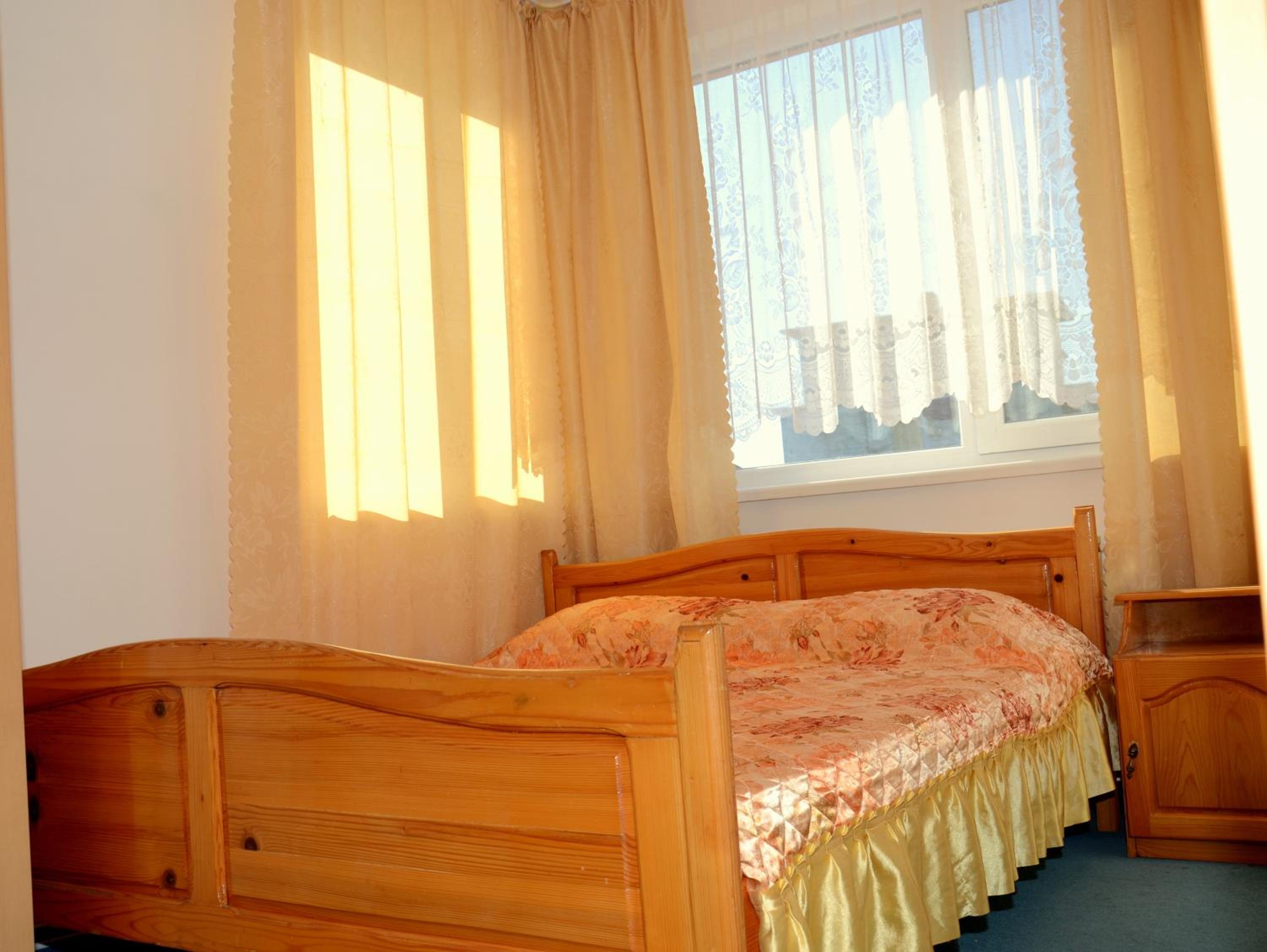 One-Bedroom Apartment photo 3