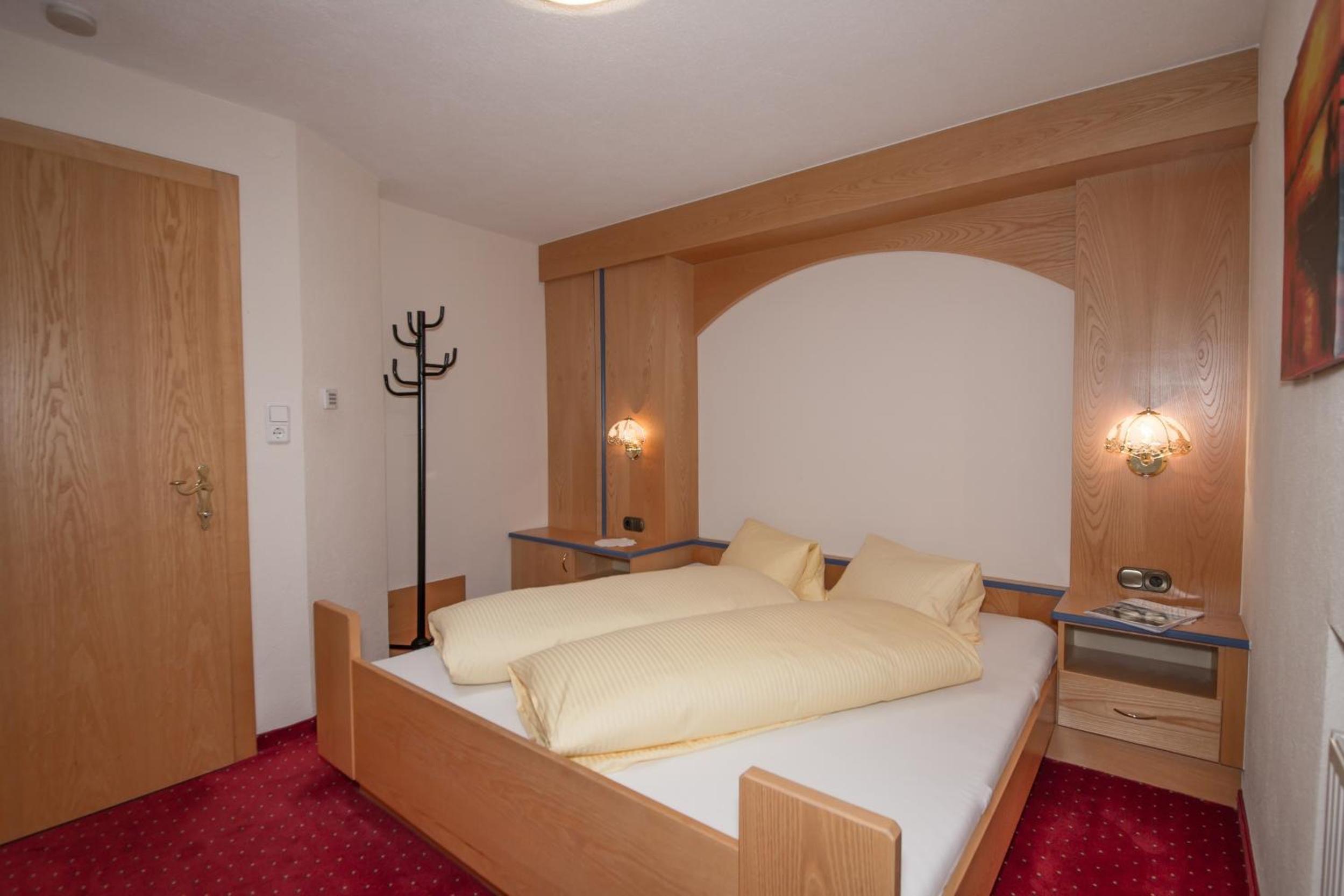 Two-Bedroom Apartment with Terrace photo 1
