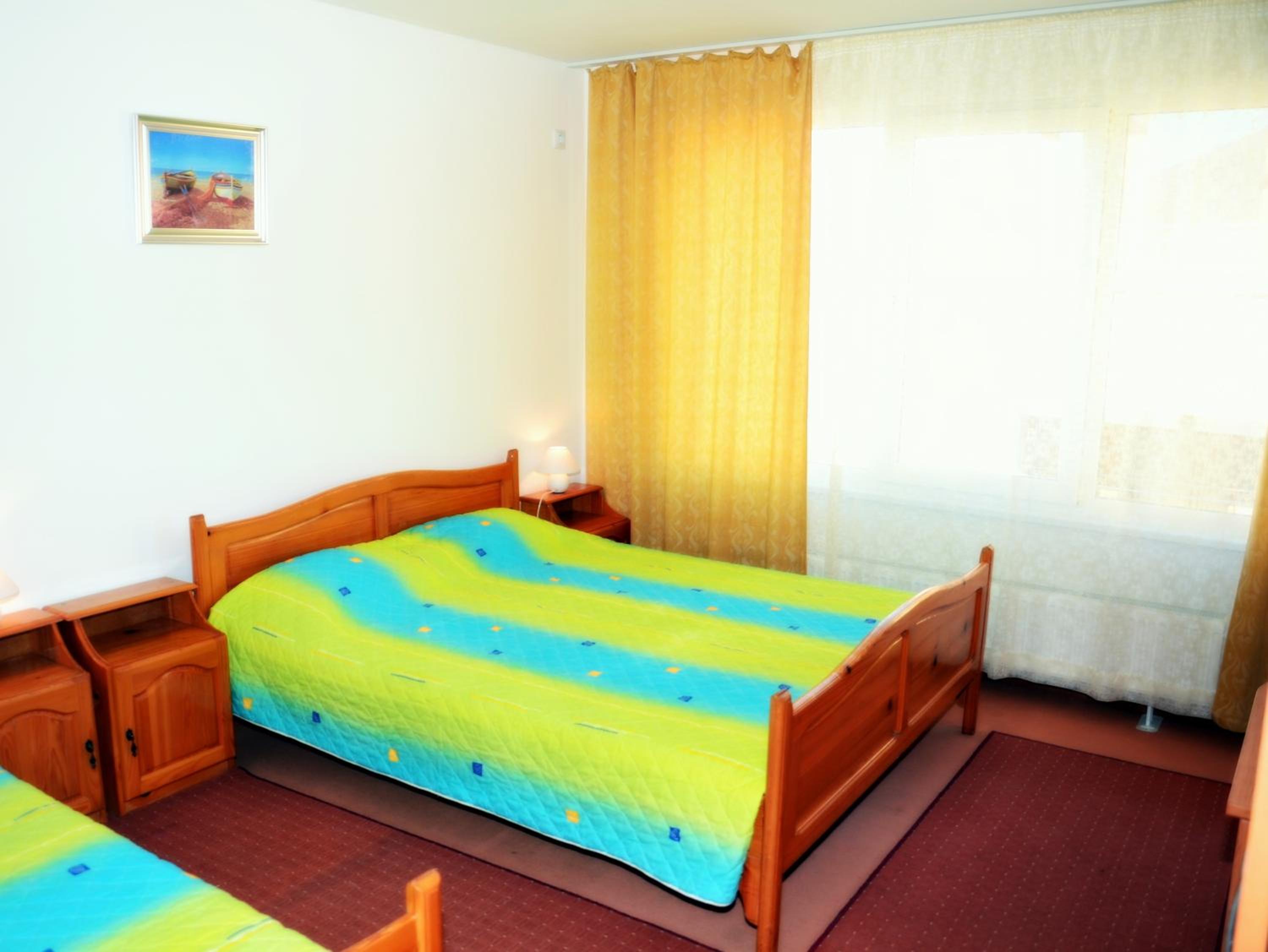 Standard Family Room ( 3 Adults) photo 2