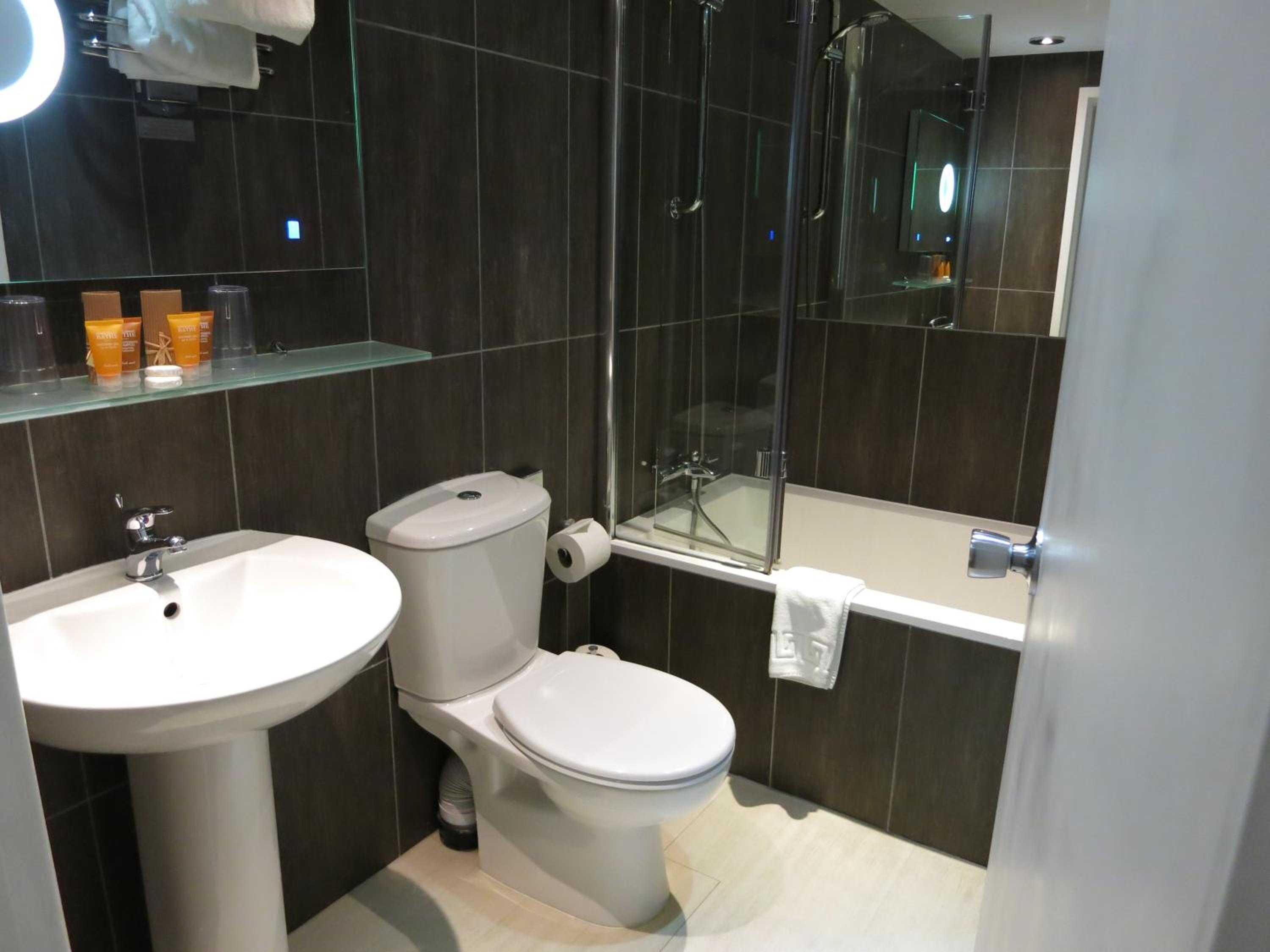 Double Room - Photo 2