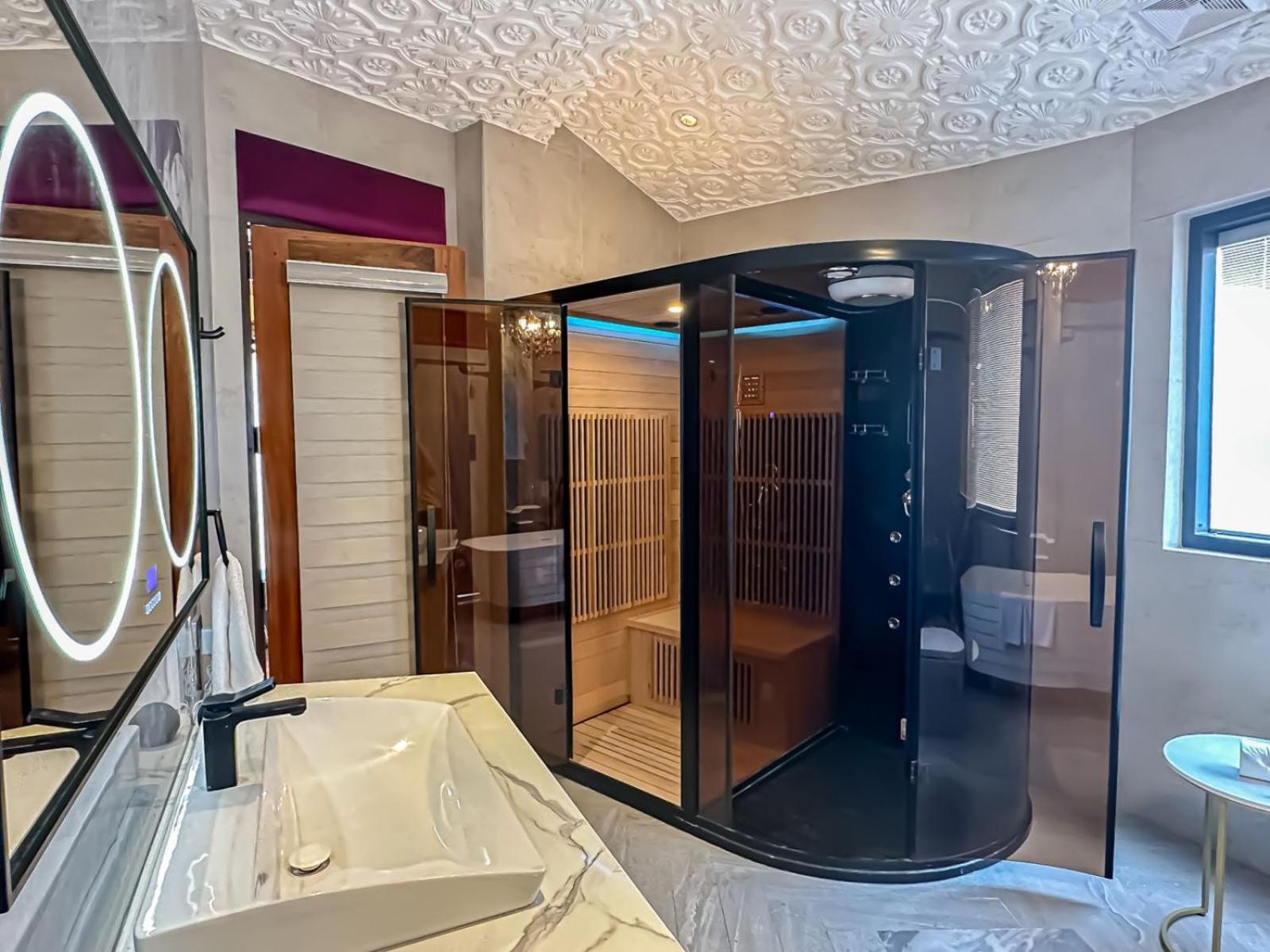 Grand Villa - Photo 2