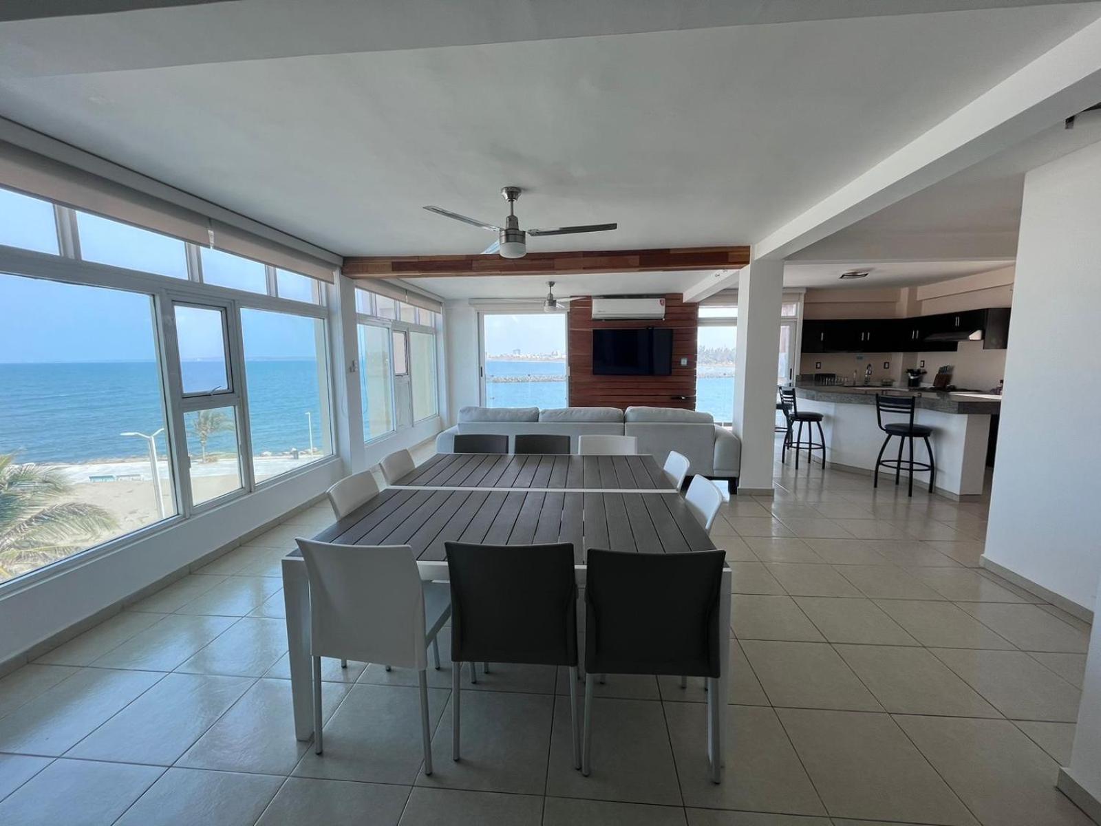 Apartment with Sea View - Photo 30