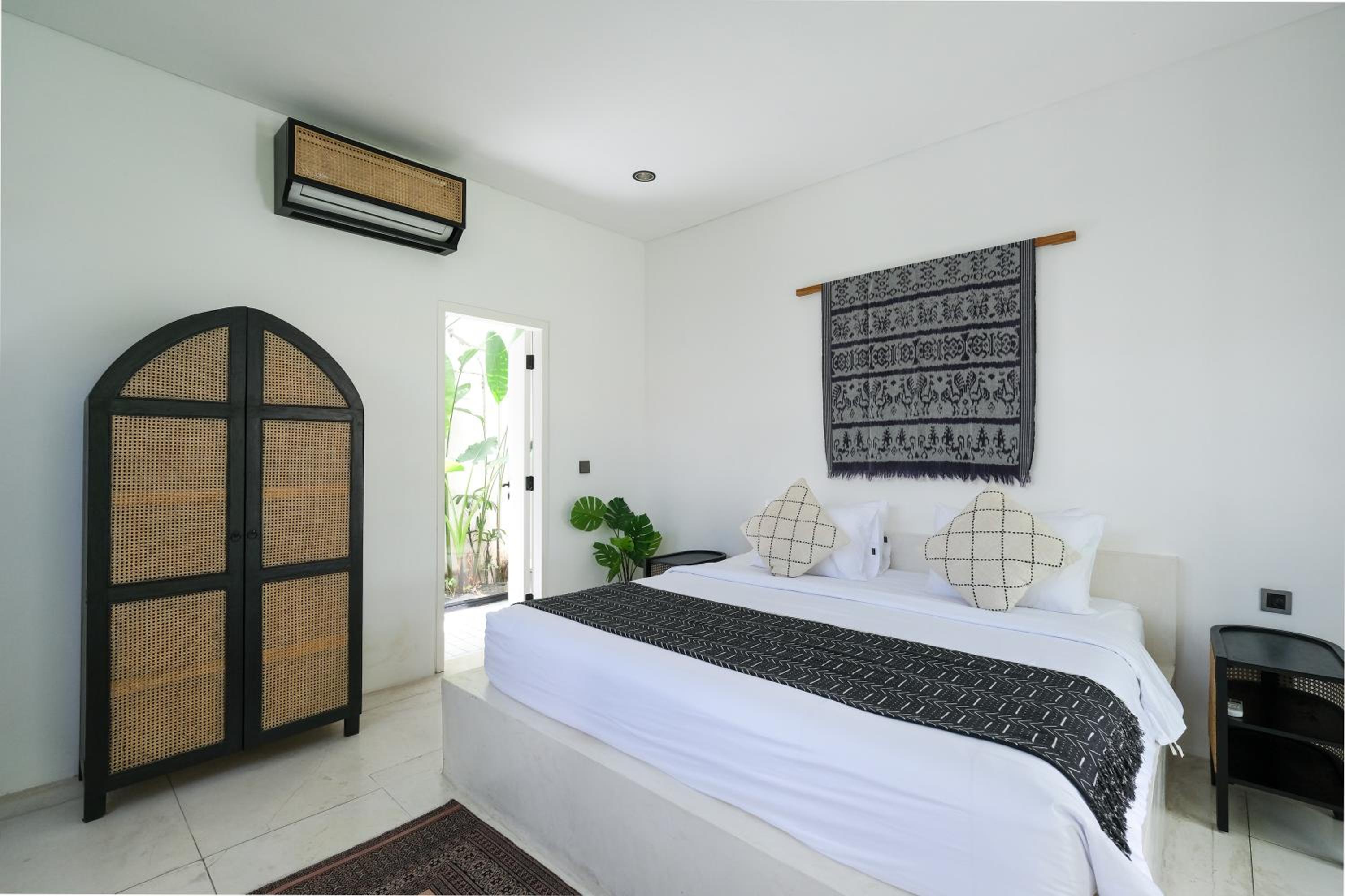 Two-Bedroom Villa - Photo 25