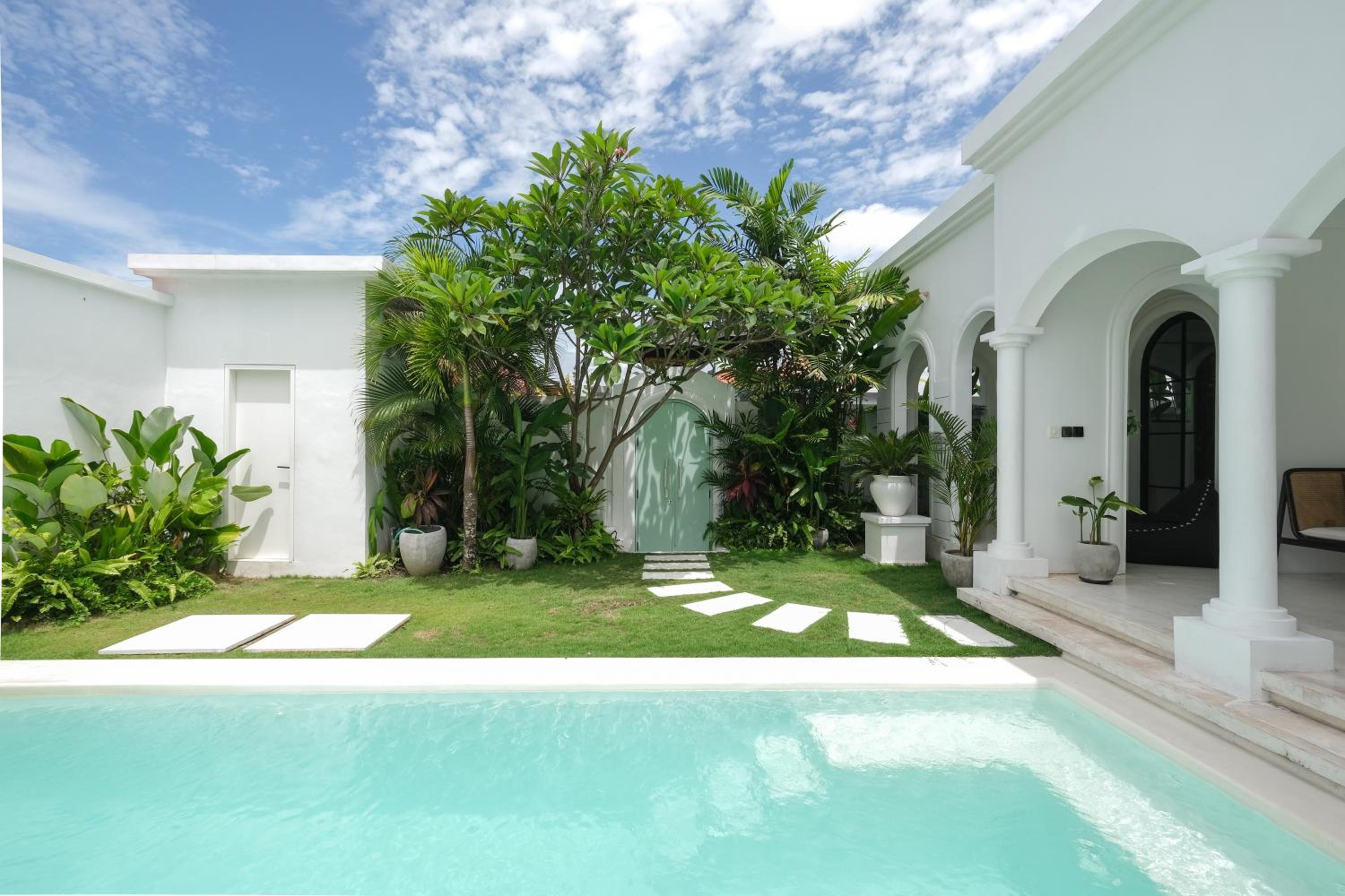 Two-Bedroom Villa - Photo 15
