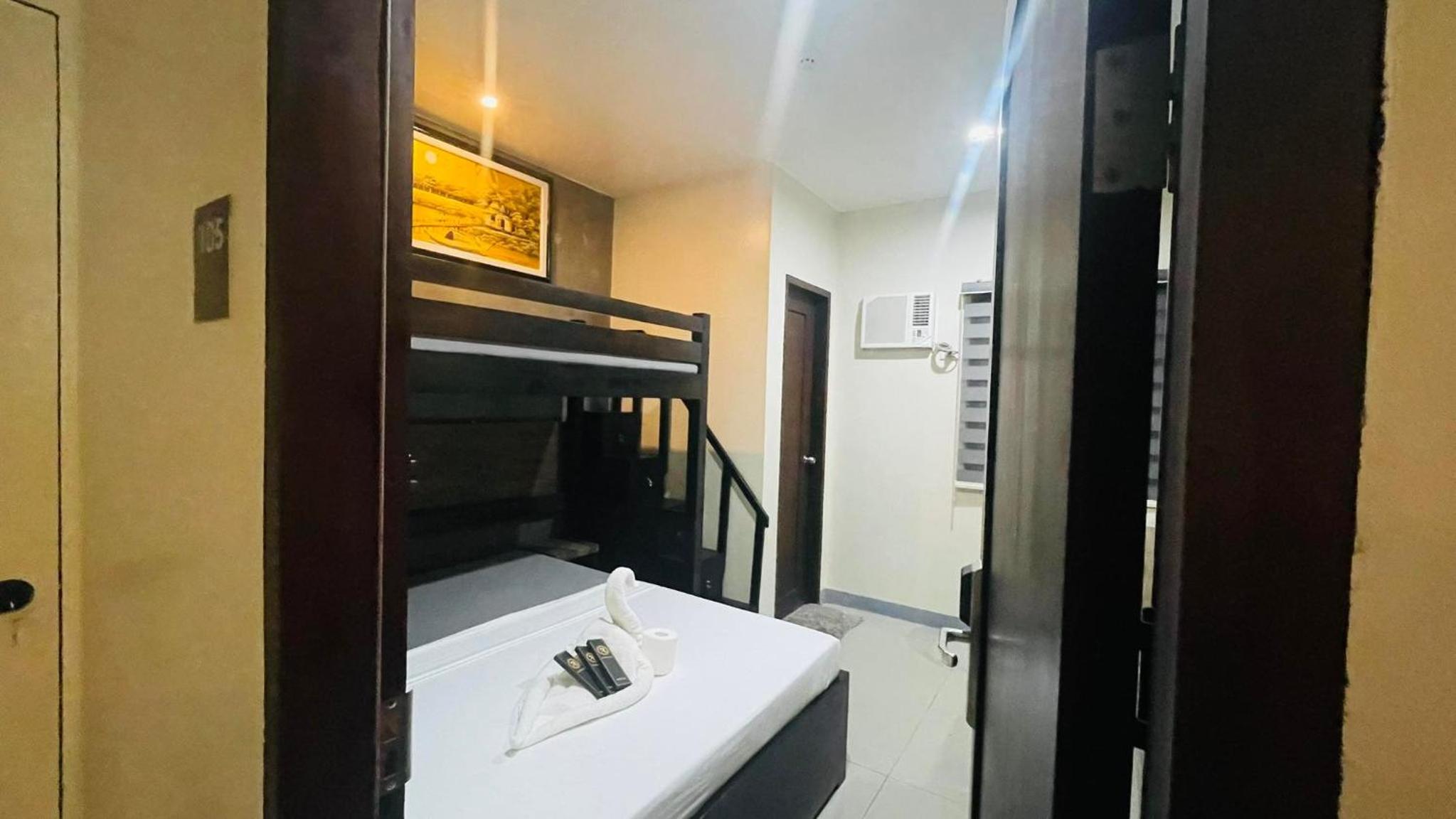 Triple Room - Photo 1