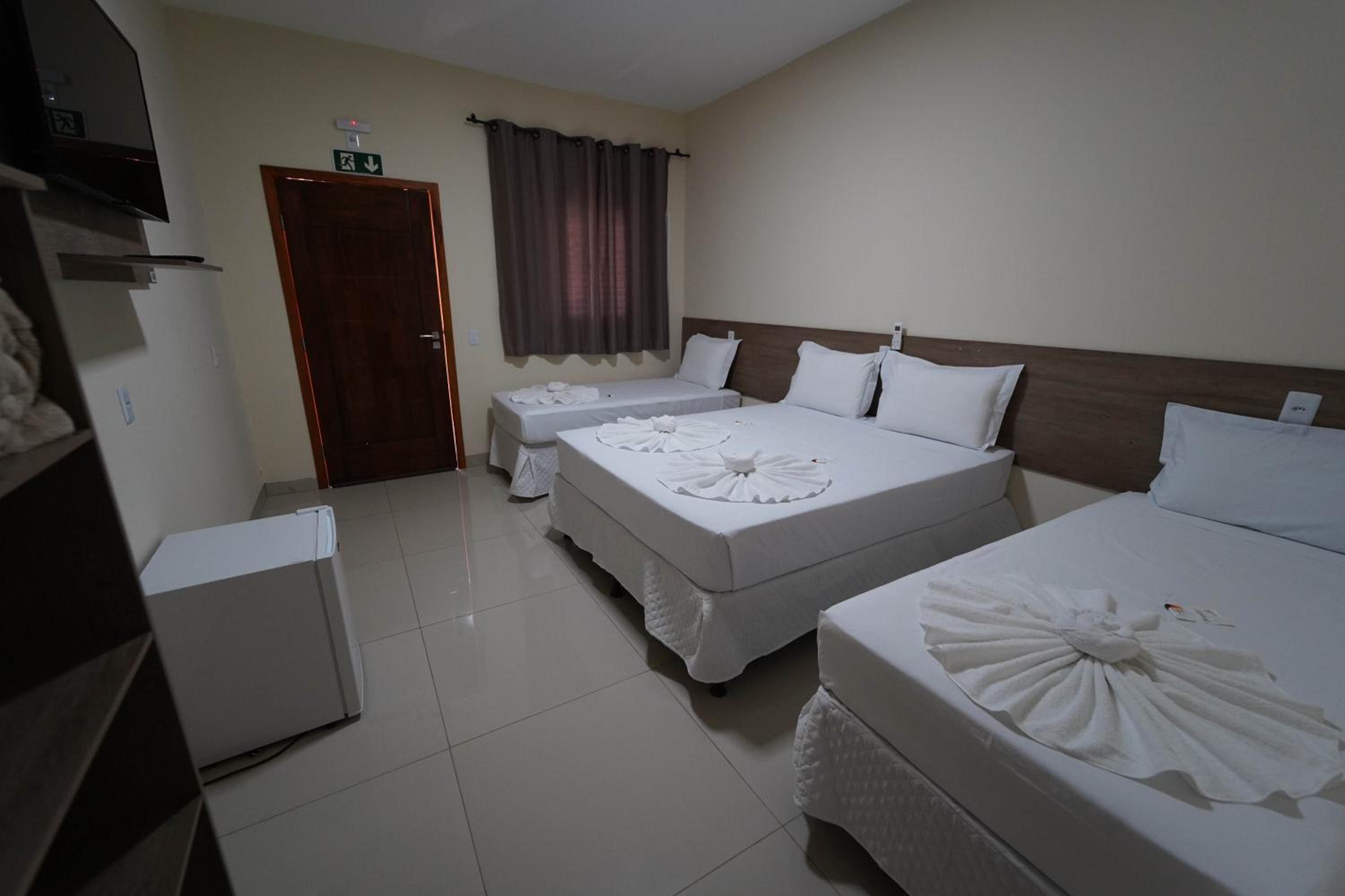 Quadruple Room - Photo 3