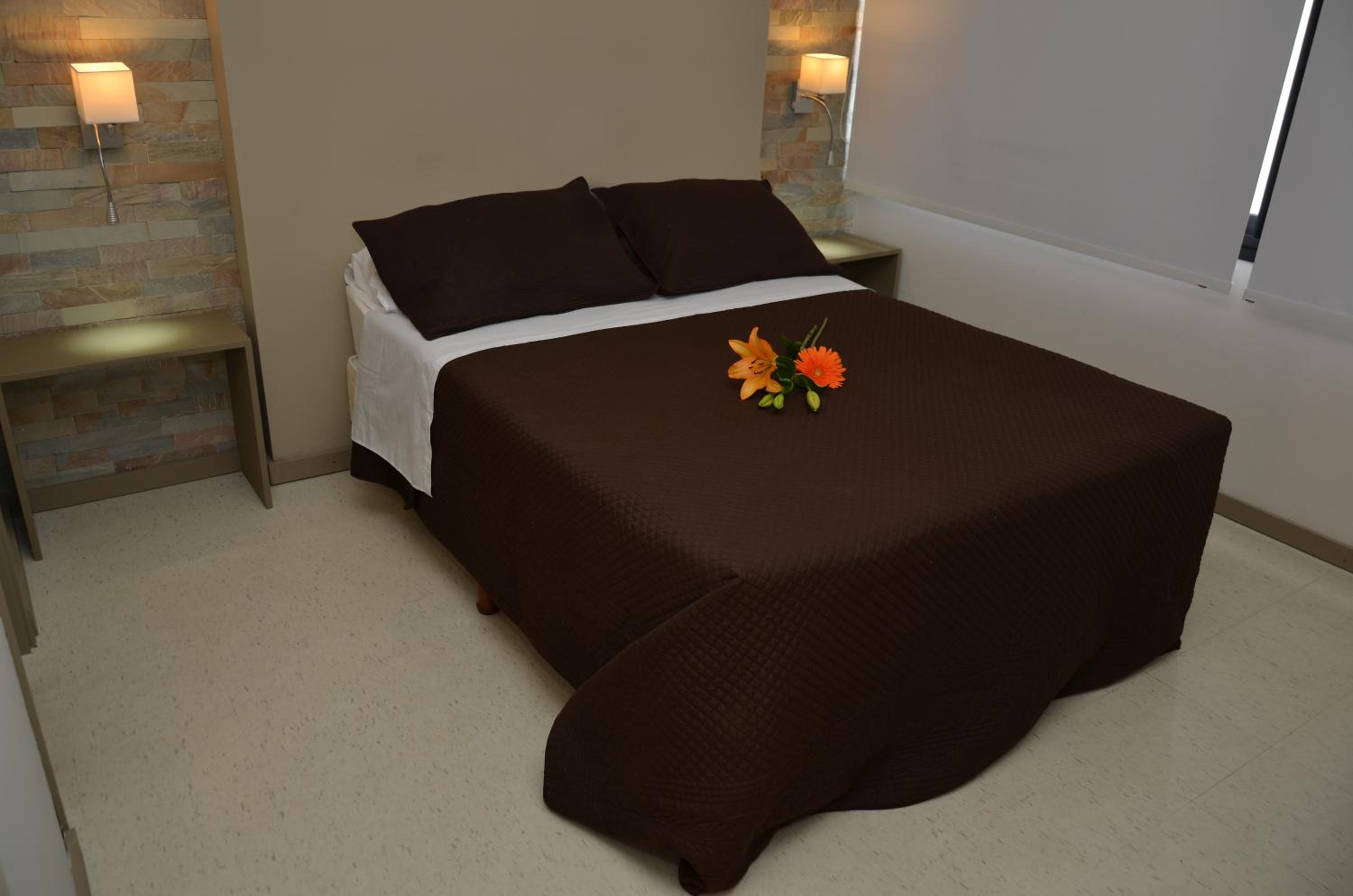 Double Room with Private Bathroom photo 2